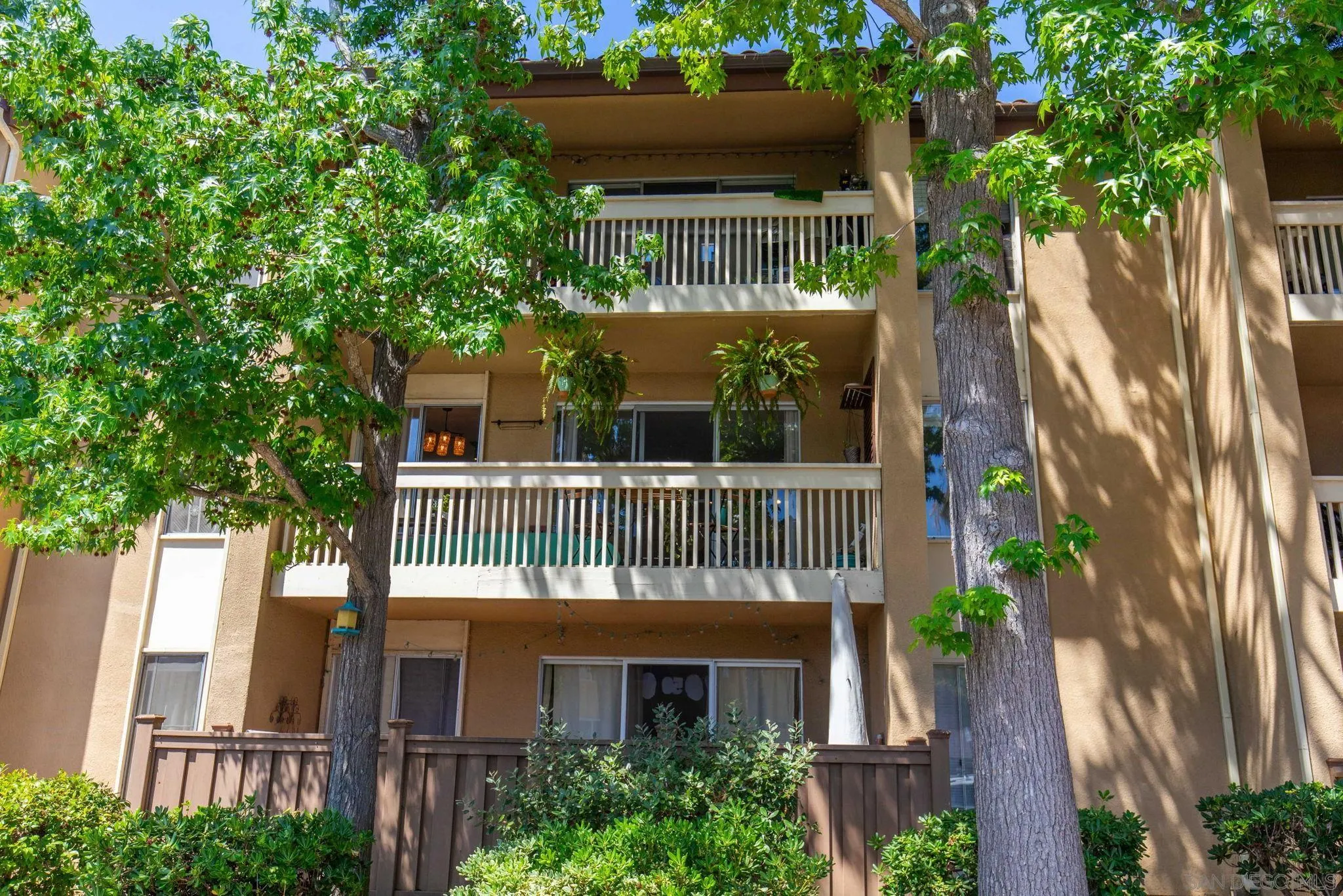 https://cdn.realtyfeed.com/cdn/127/260021109/533e34642c9359695f42df55951aabbf.webp