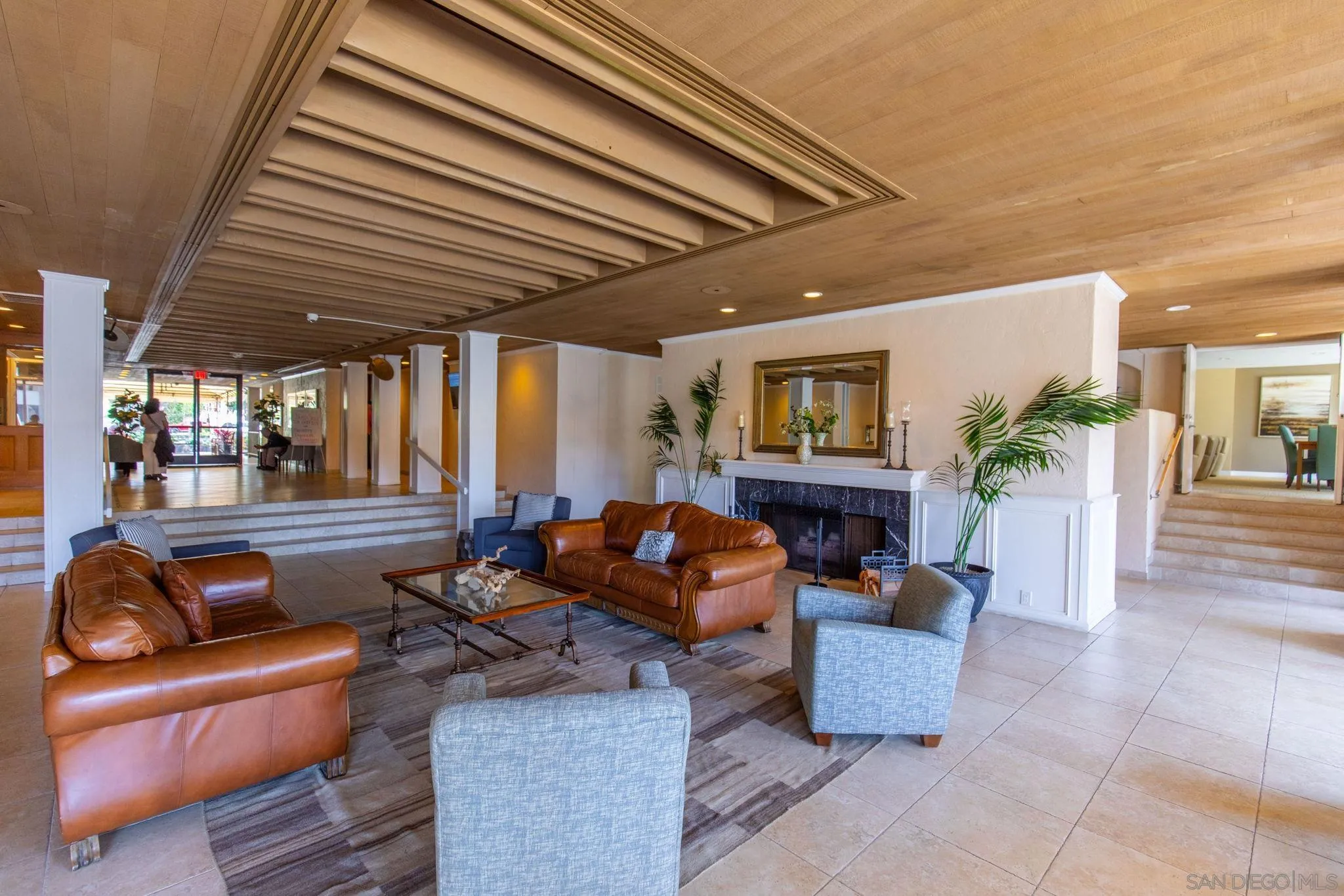 https://cdn.realtyfeed.com/cdn/127/260021109/601ffd869afe53a414f98040834850fa.webp