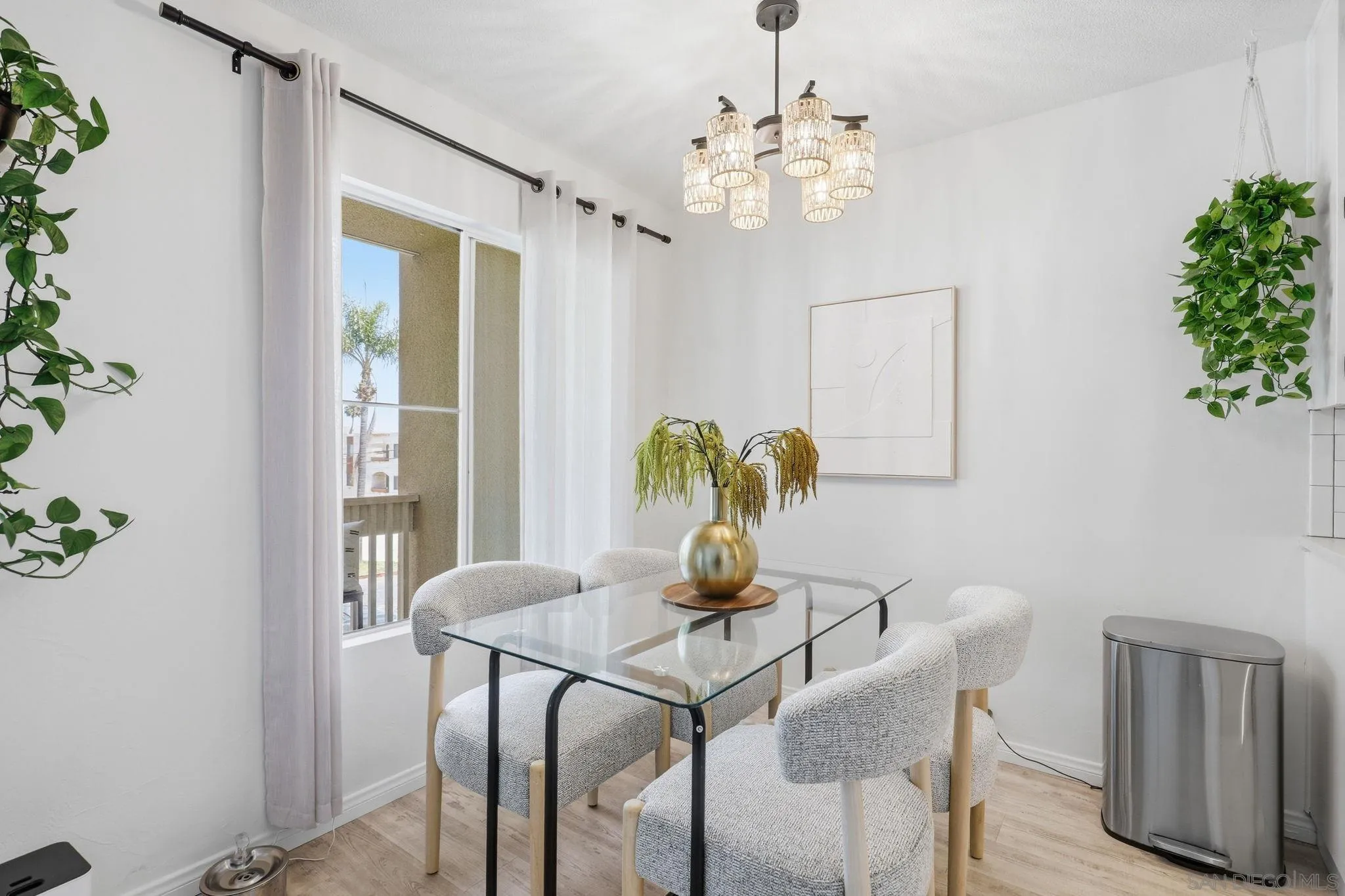 https://cdn.realtyfeed.com/cdn/127/260021109/b56f7f7067a01df4bf17fe002da56a8d.webp