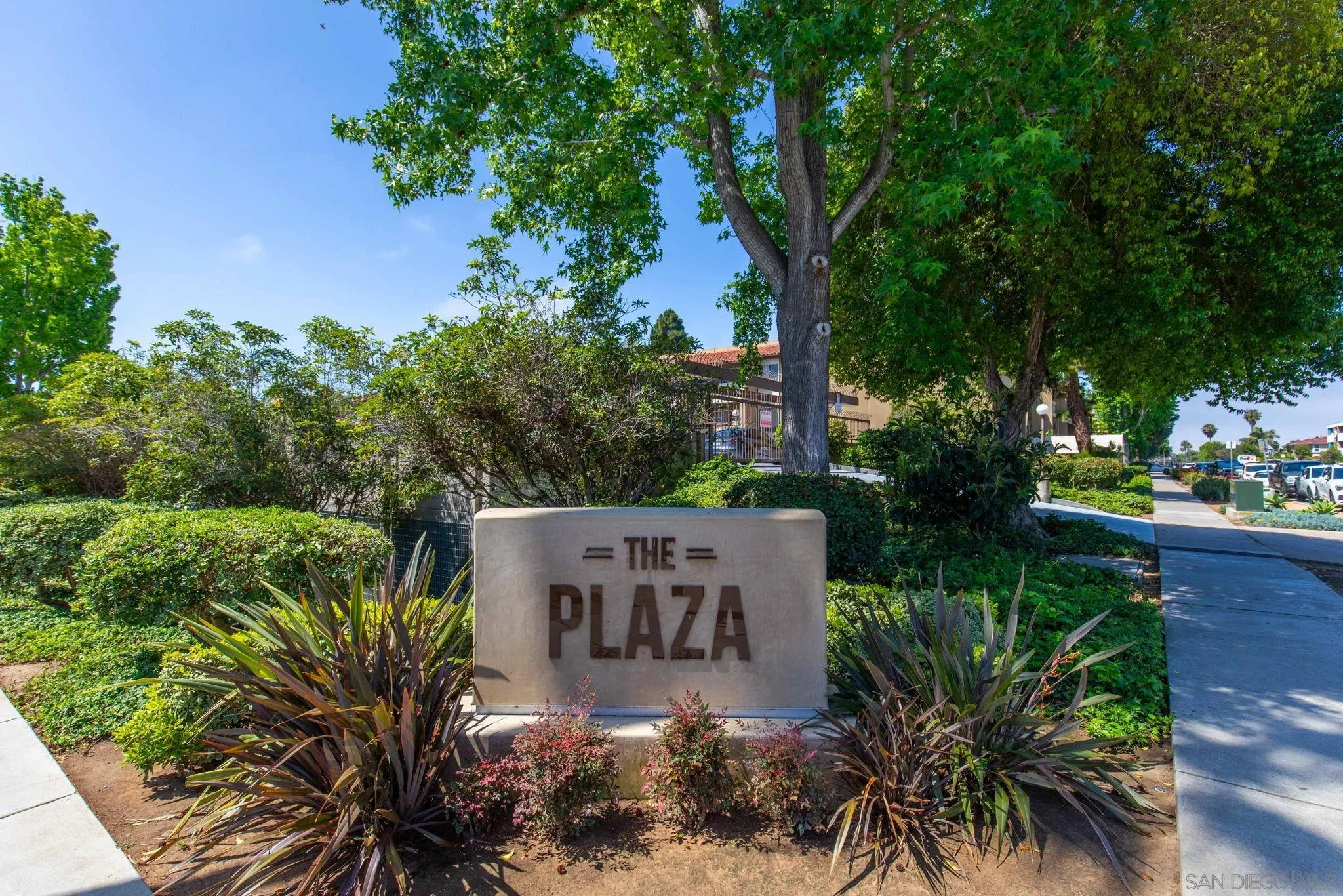 https://cdn.realtyfeed.com/cdn/127/260021109/b7af0fa5e24069ee8915d96bc9acab64.webp