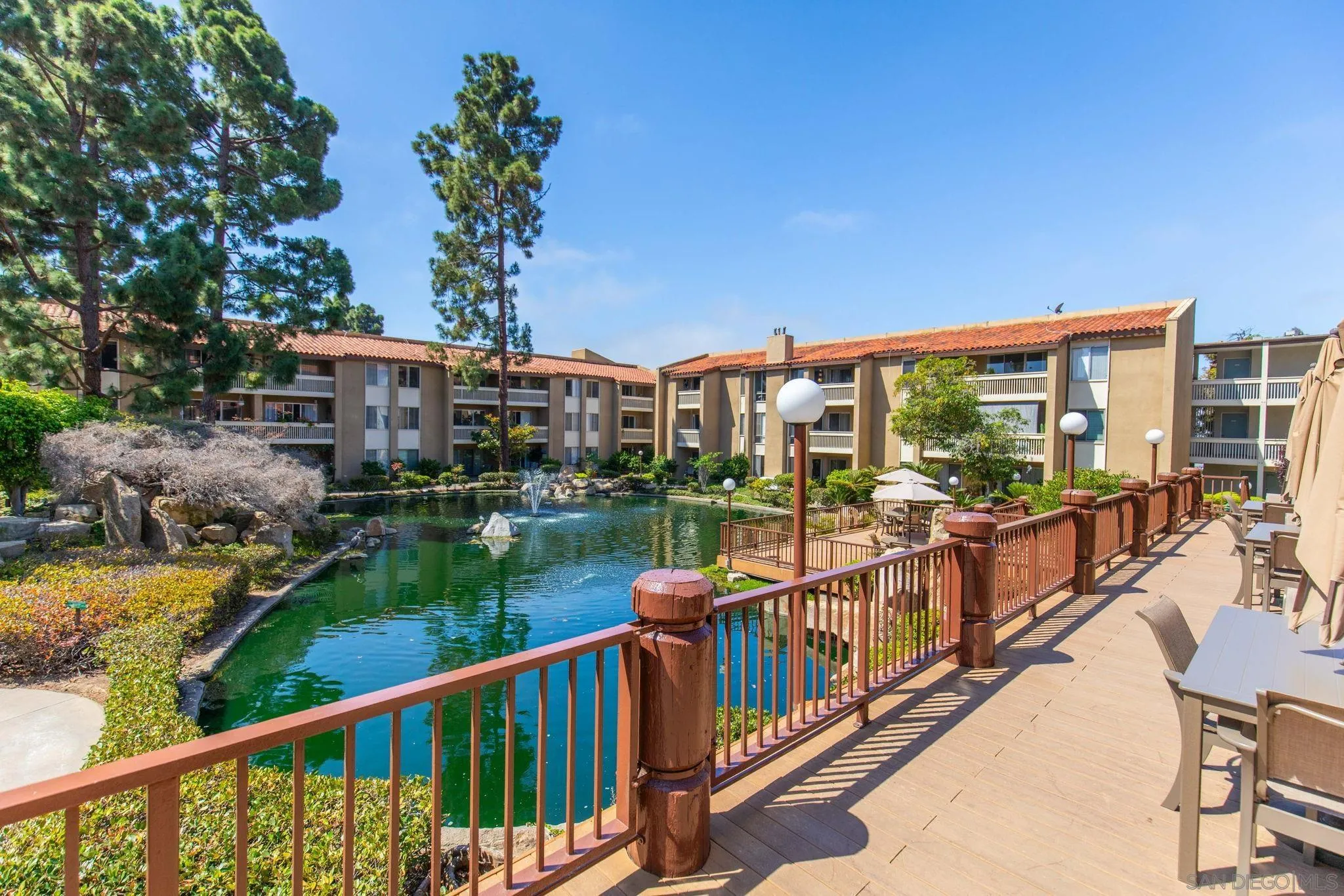 https://cdn.realtyfeed.com/cdn/127/260021109/d75ea561b0c6f9ab418198452f22956e.webp