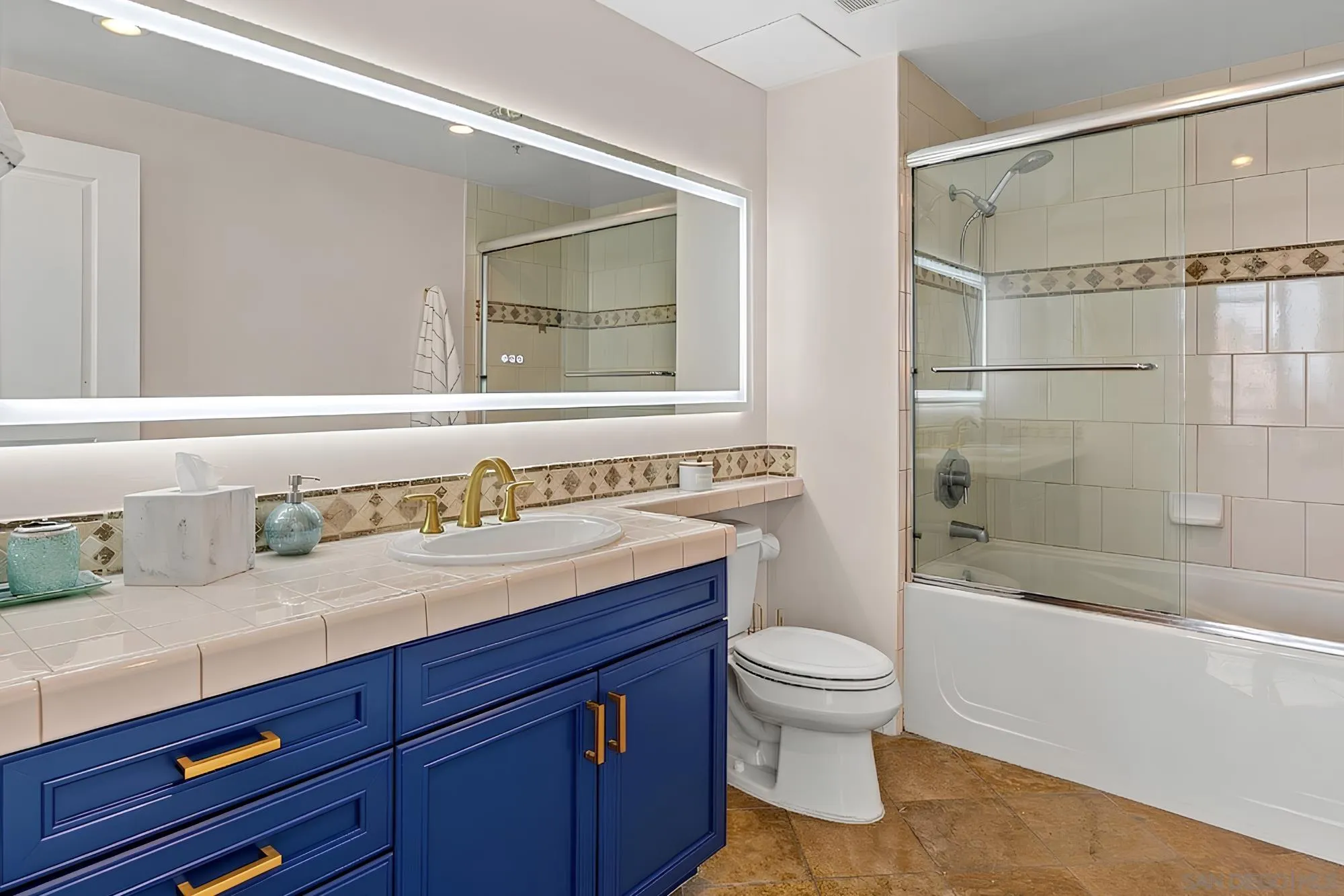 https://cdn.realtyfeed.com/cdn/127/260021112/6b5ddad09add217a3b8d3cb6de56b2c6.webp