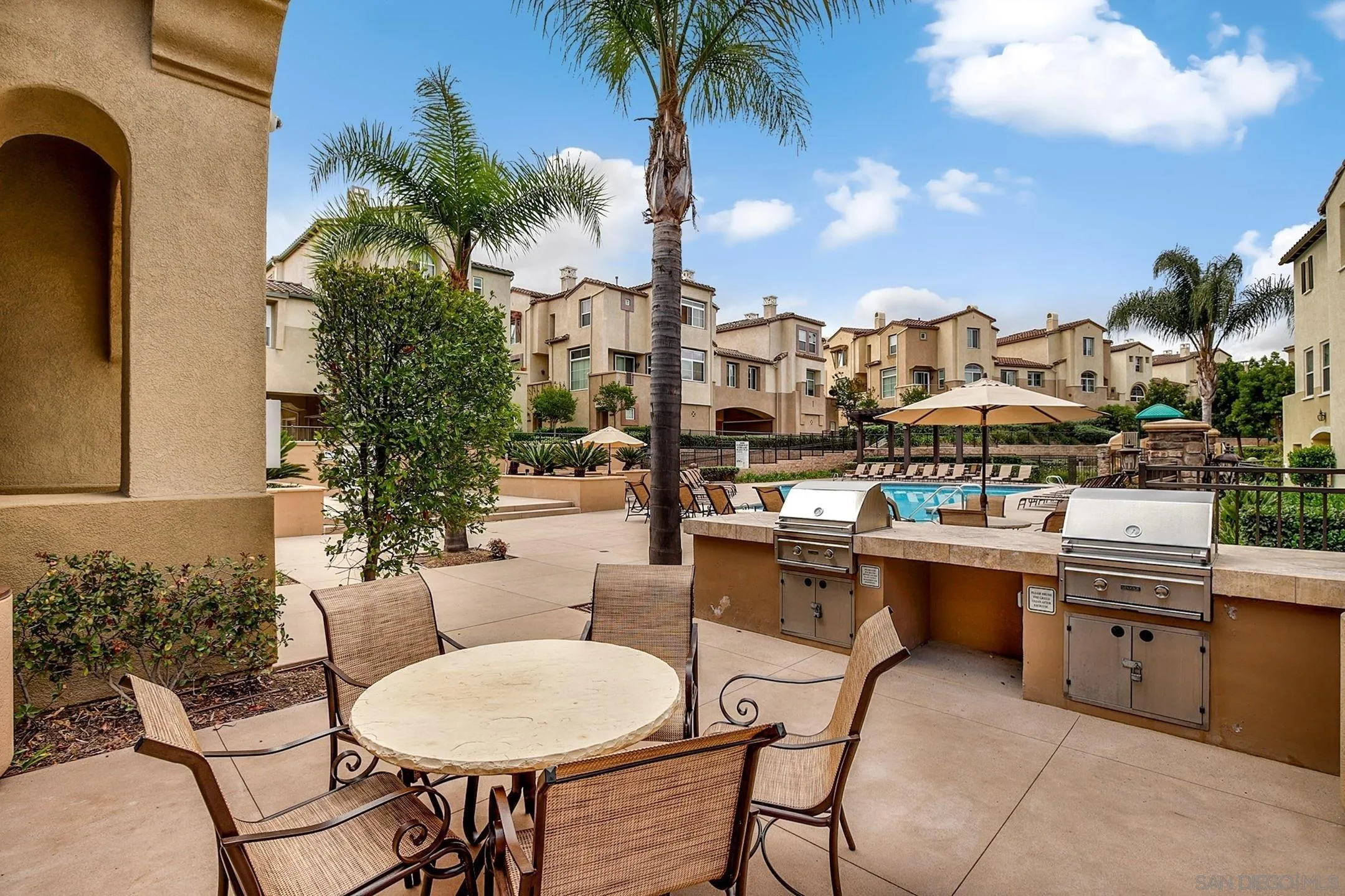 https://cdn.realtyfeed.com/cdn/127/260021121/c94a6c80ddd39aaa6af5c8e7d677cb51.webp