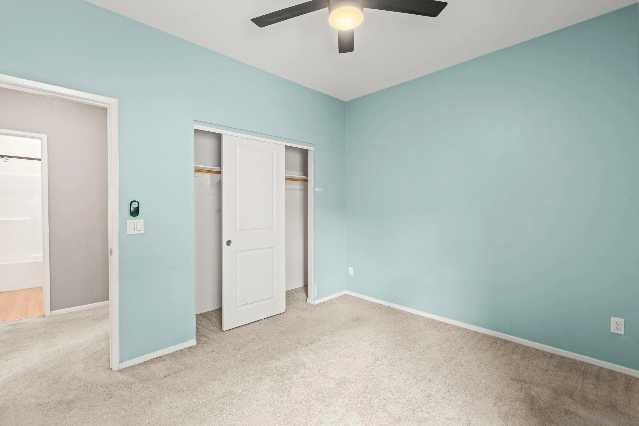 https://cdn.realtyfeed.com/cdn/127/260021122/29482c67c5ae5ab65cc38f8d1e99841e.webp