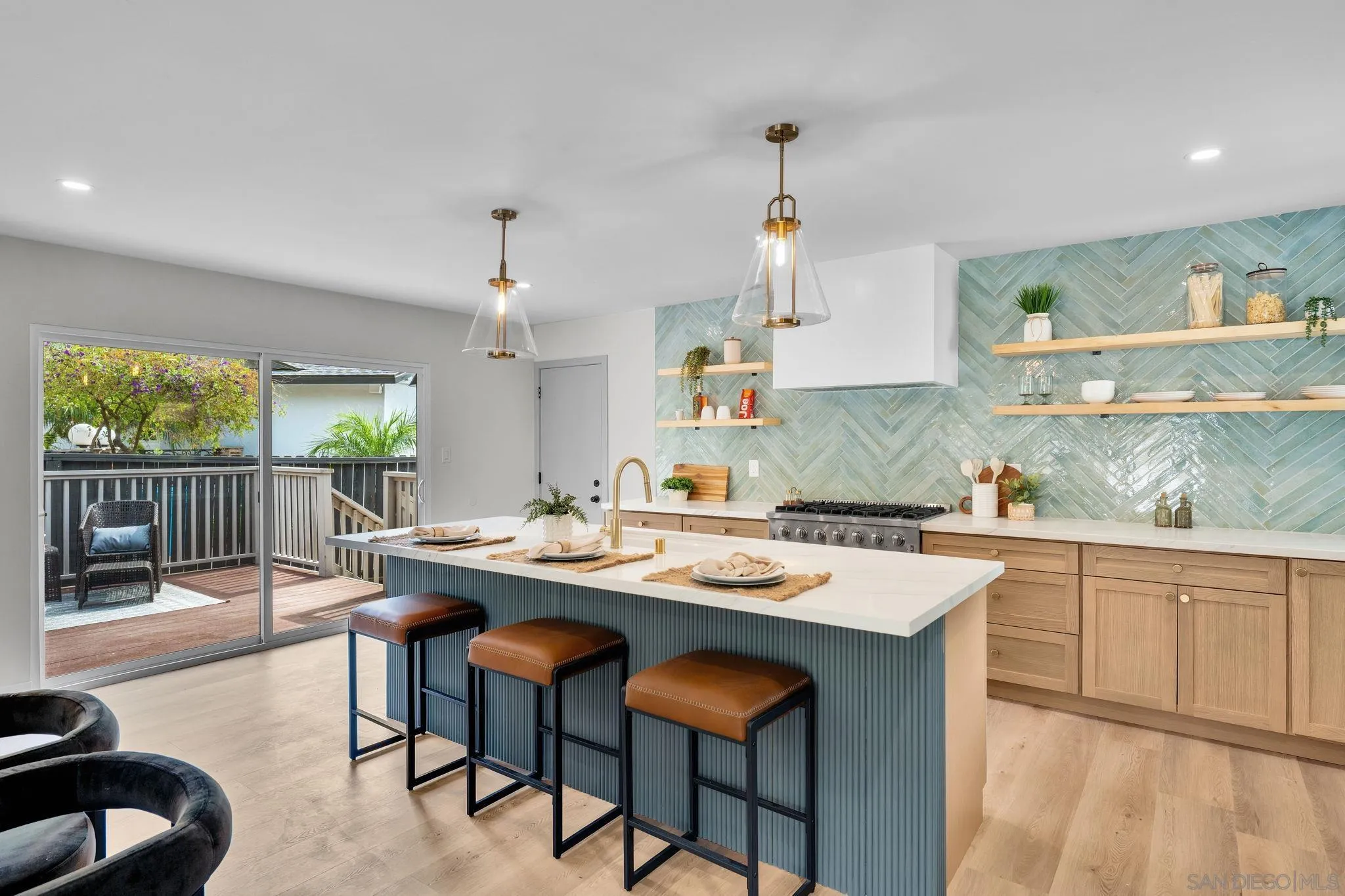 https://cdn.realtyfeed.com/cdn/127/260021123/520439dc82d5b1fd08484ebc84a1af8d.webp