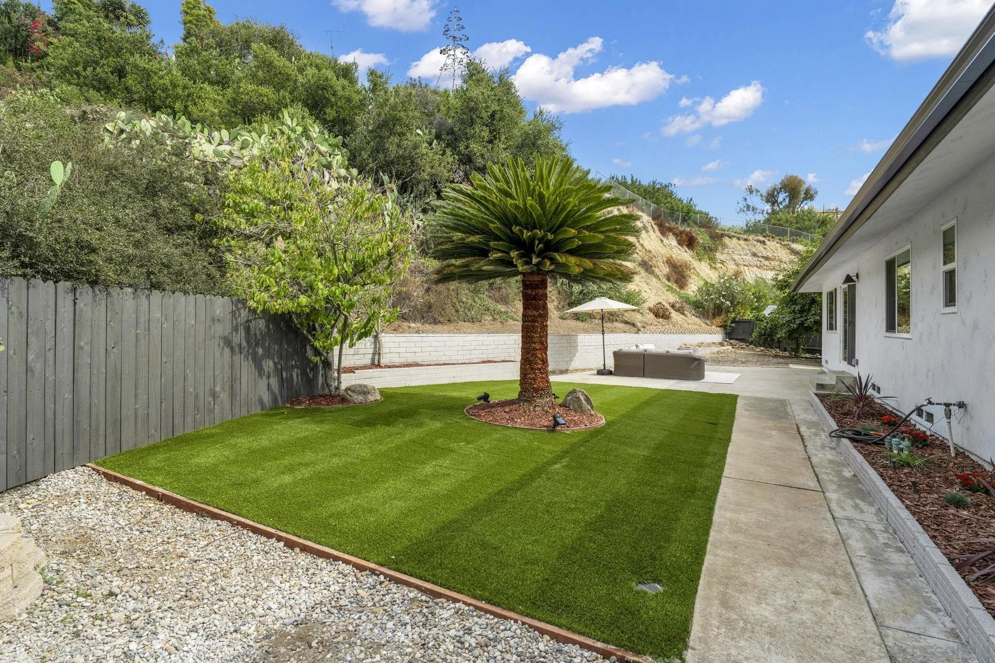 https://cdn.realtyfeed.com/cdn/127/260021123/81ea059807a605dddbc1ab7c34b5cc66.webp