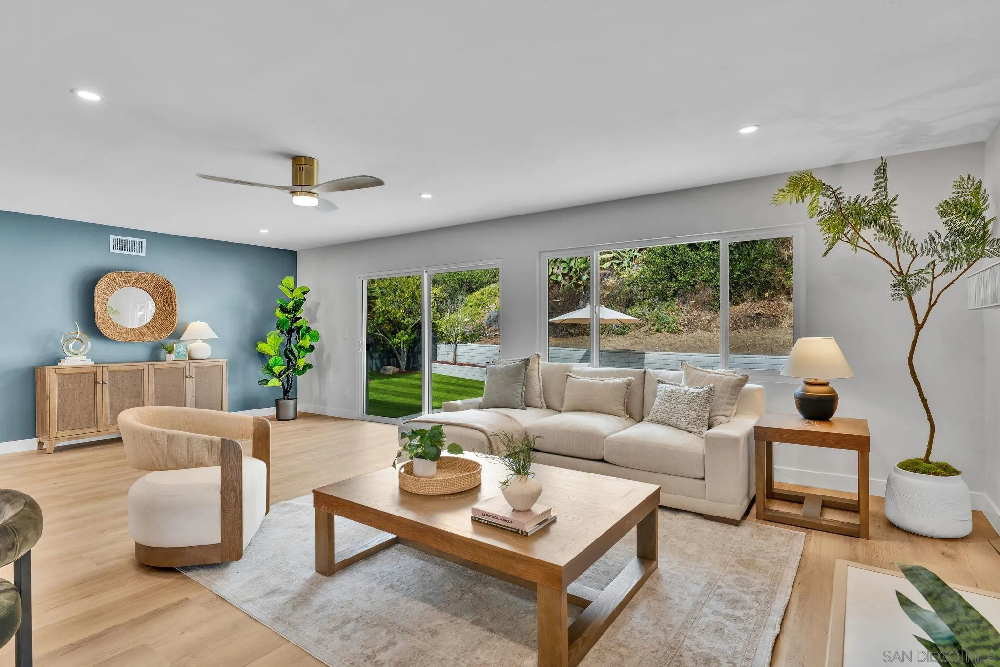https://cdn.realtyfeed.com/cdn/127/260021123/bfb6aa19a80ca47b49ff04be32e278c2.webp