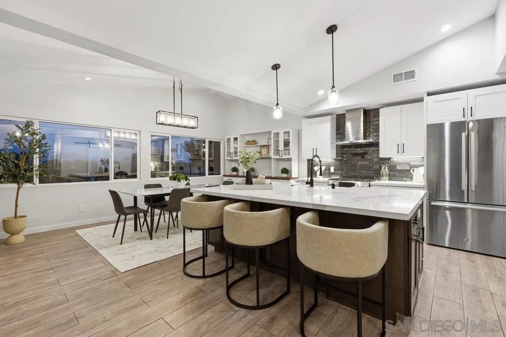 https://cdn.realtyfeed.com/cdn/127/260021125/0b105d5edf37ad5ca26121003f663767.webp