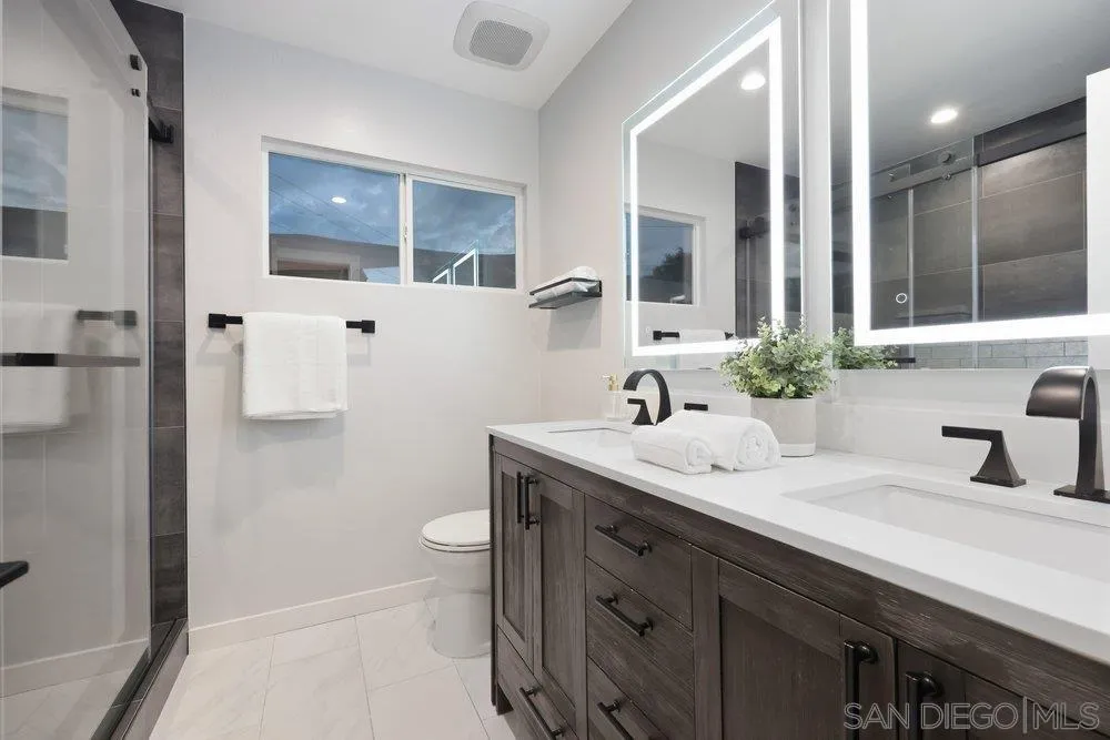 https://cdn.realtyfeed.com/cdn/127/260021125/65c219189f21b6c40f855bcd7d99c2fd.webp