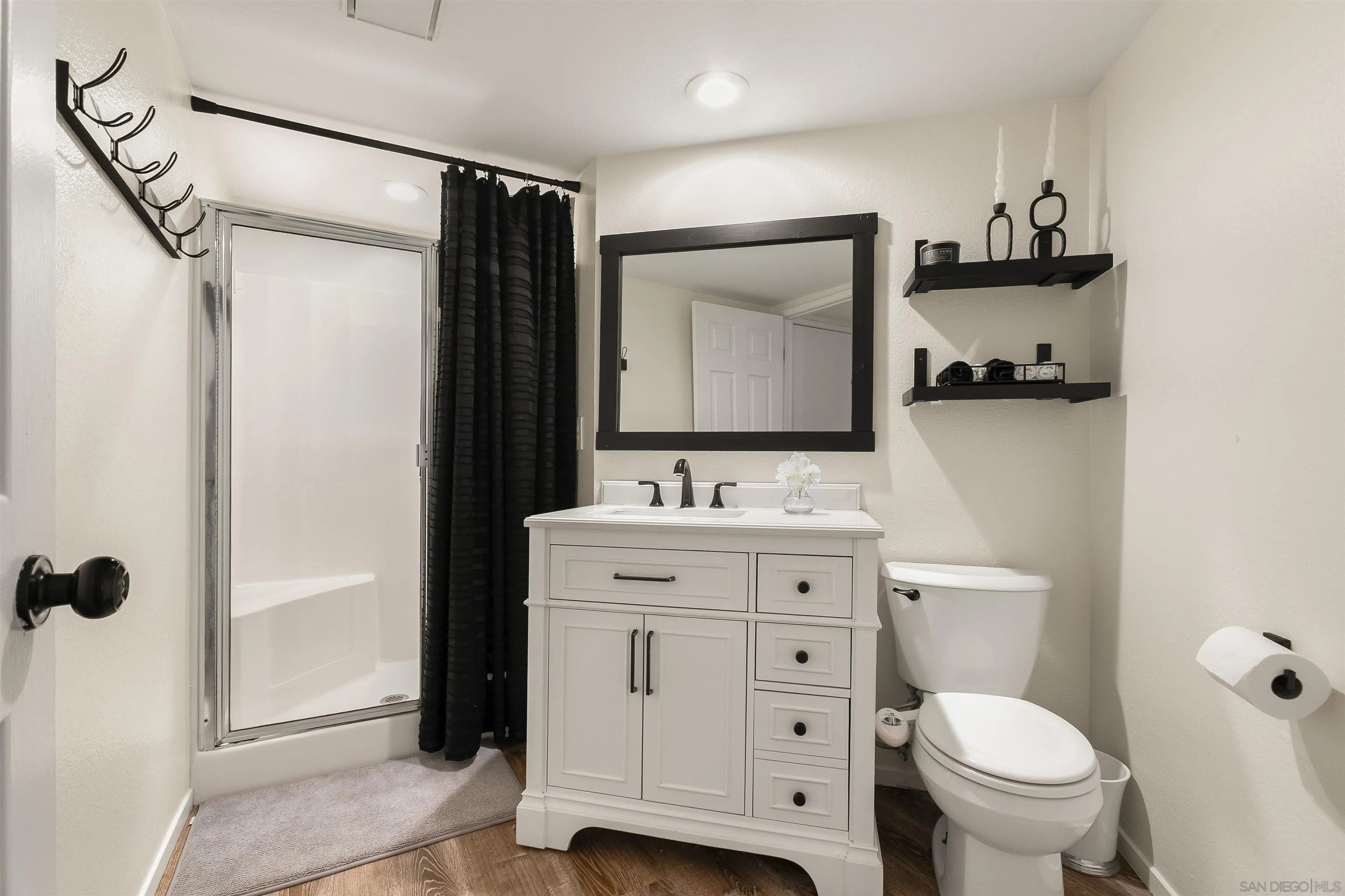https://cdn.realtyfeed.com/cdn/127/260021134/68e38a0f6f68951a4bd36b2cf9b7648a.webp