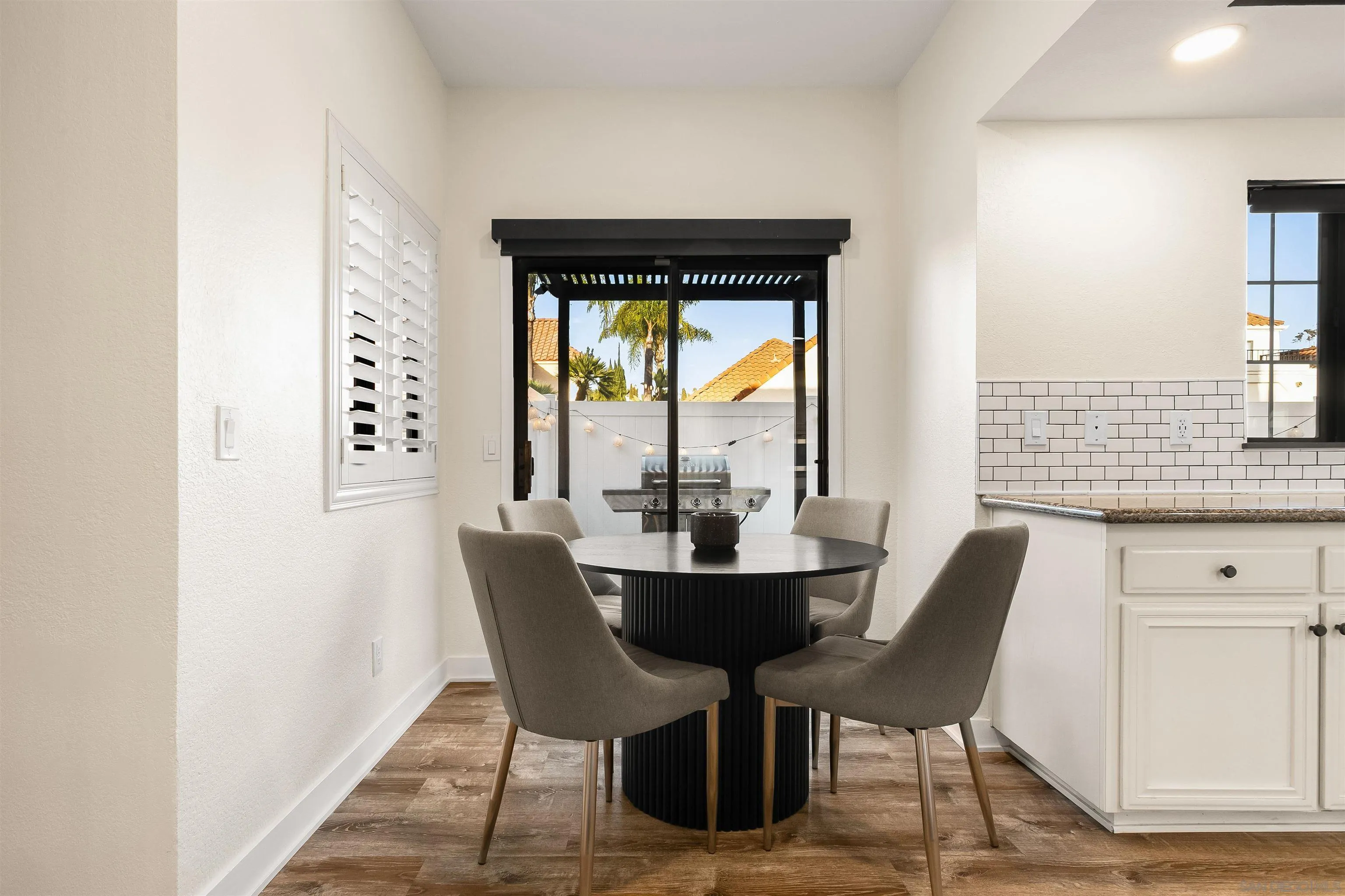 https://cdn.realtyfeed.com/cdn/127/260021134/6e171a7477076844ea286fa2bd440501.webp