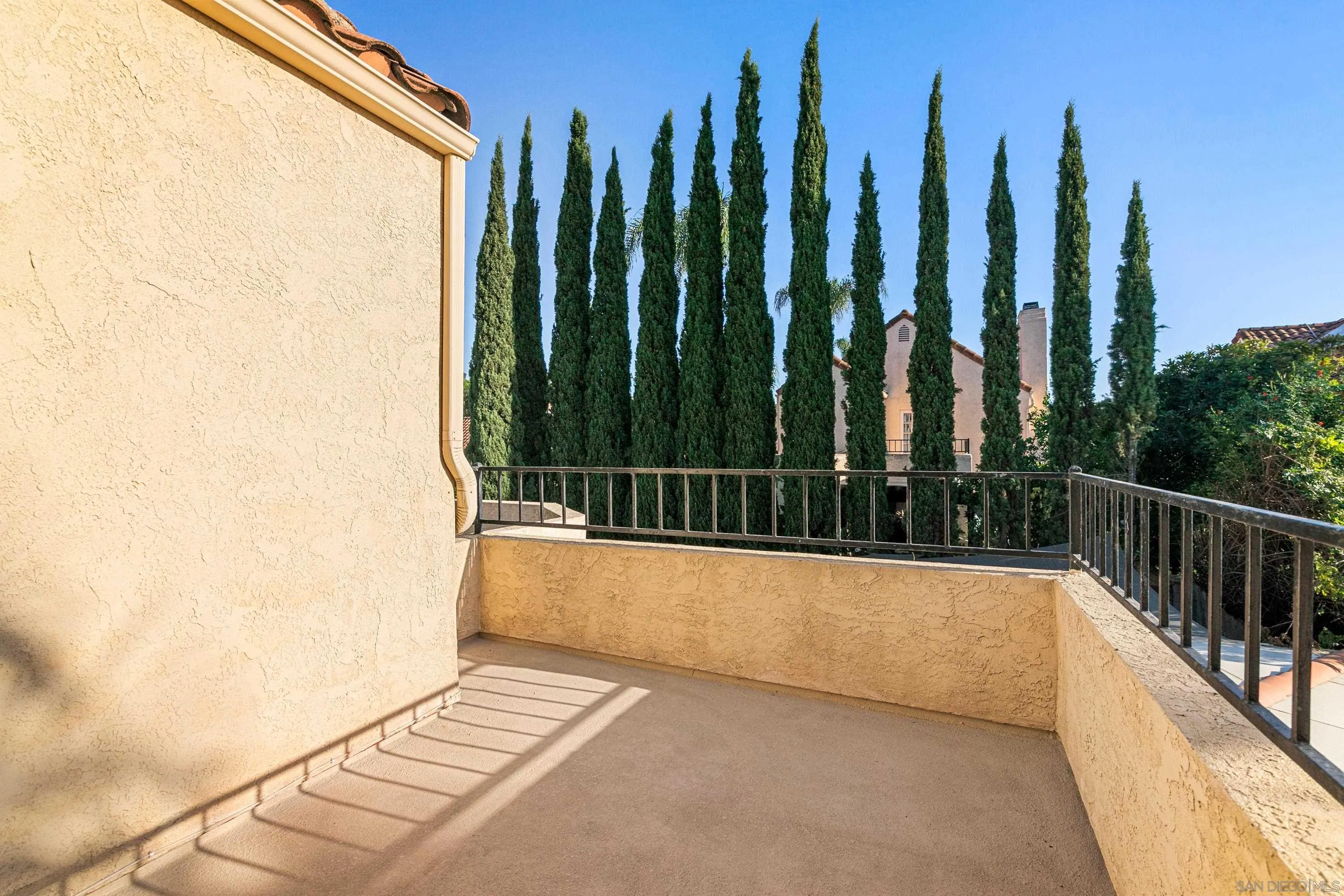 https://cdn.realtyfeed.com/cdn/127/260021134/845a7a111293ee383d32cc82bc476eef.webp