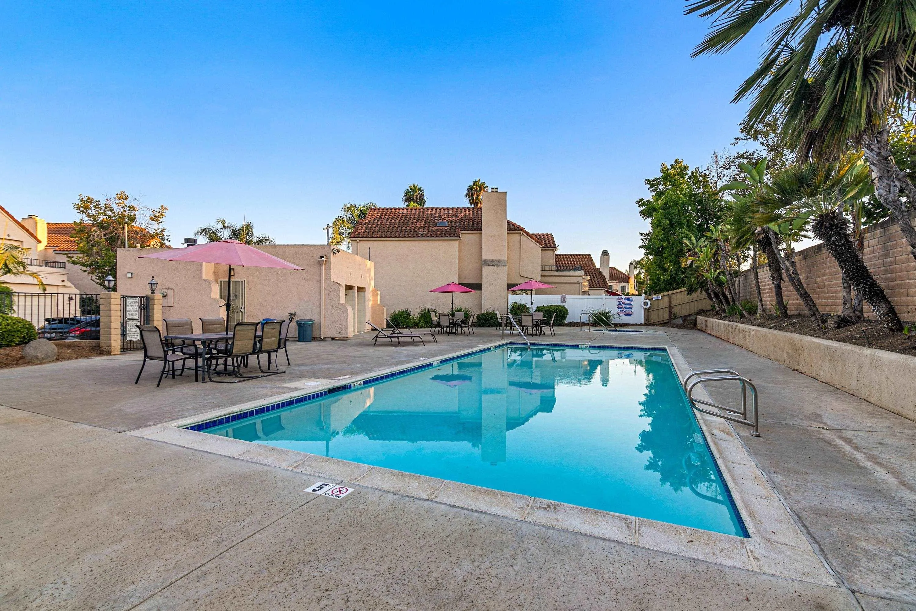 https://cdn.realtyfeed.com/cdn/127/260021134/b2ba7f2c084d0b5a8482f093b3b6063f.webp