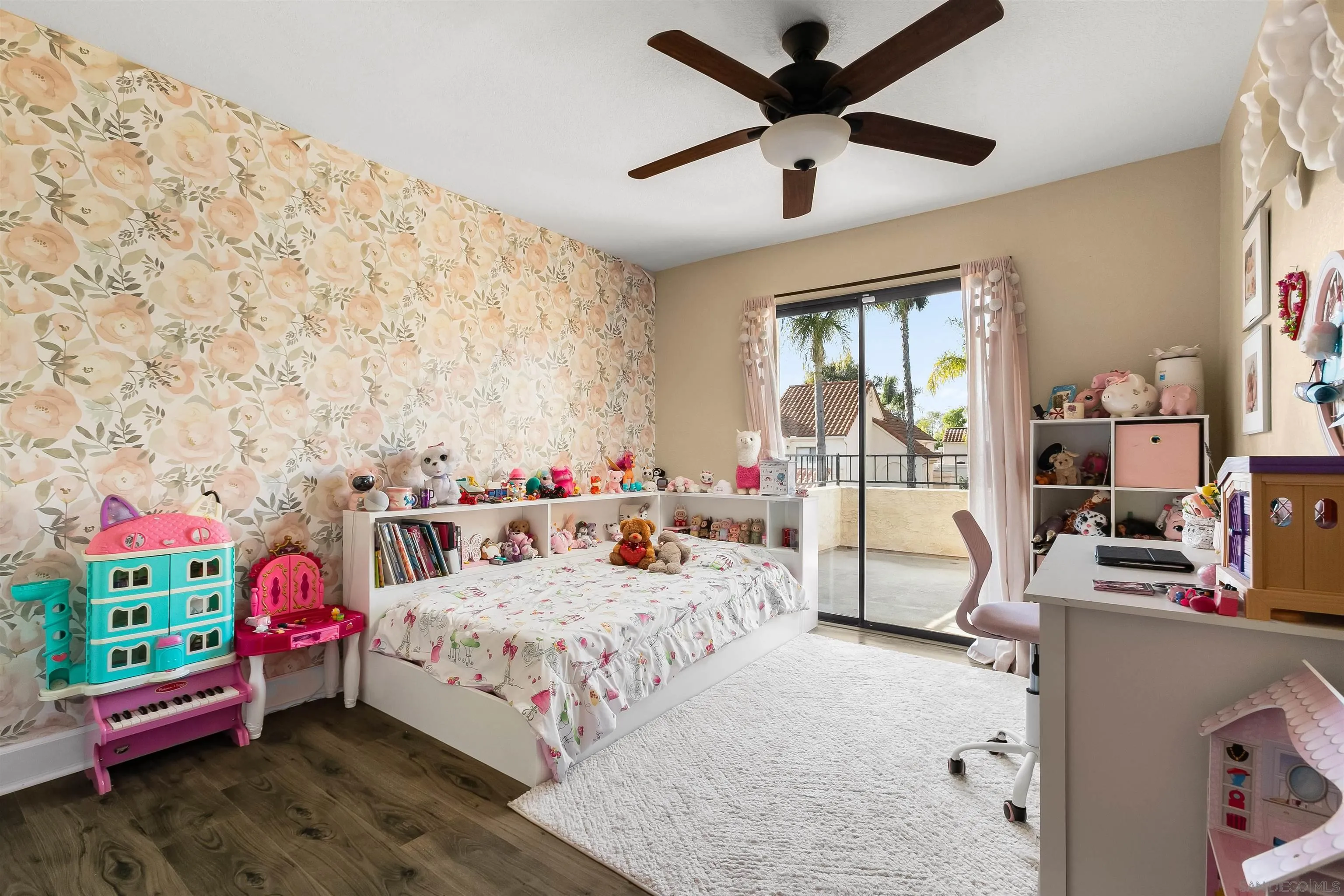 https://cdn.realtyfeed.com/cdn/127/260021134/c6544e2aede9d59da3eb2fad2e4d09e5.webp
