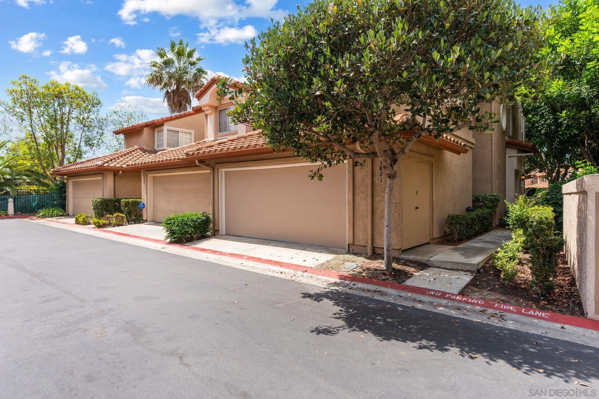 3821 Creststone Pl., San Diego, CA 92130 - Photo 3 of 33, San Diego, CA