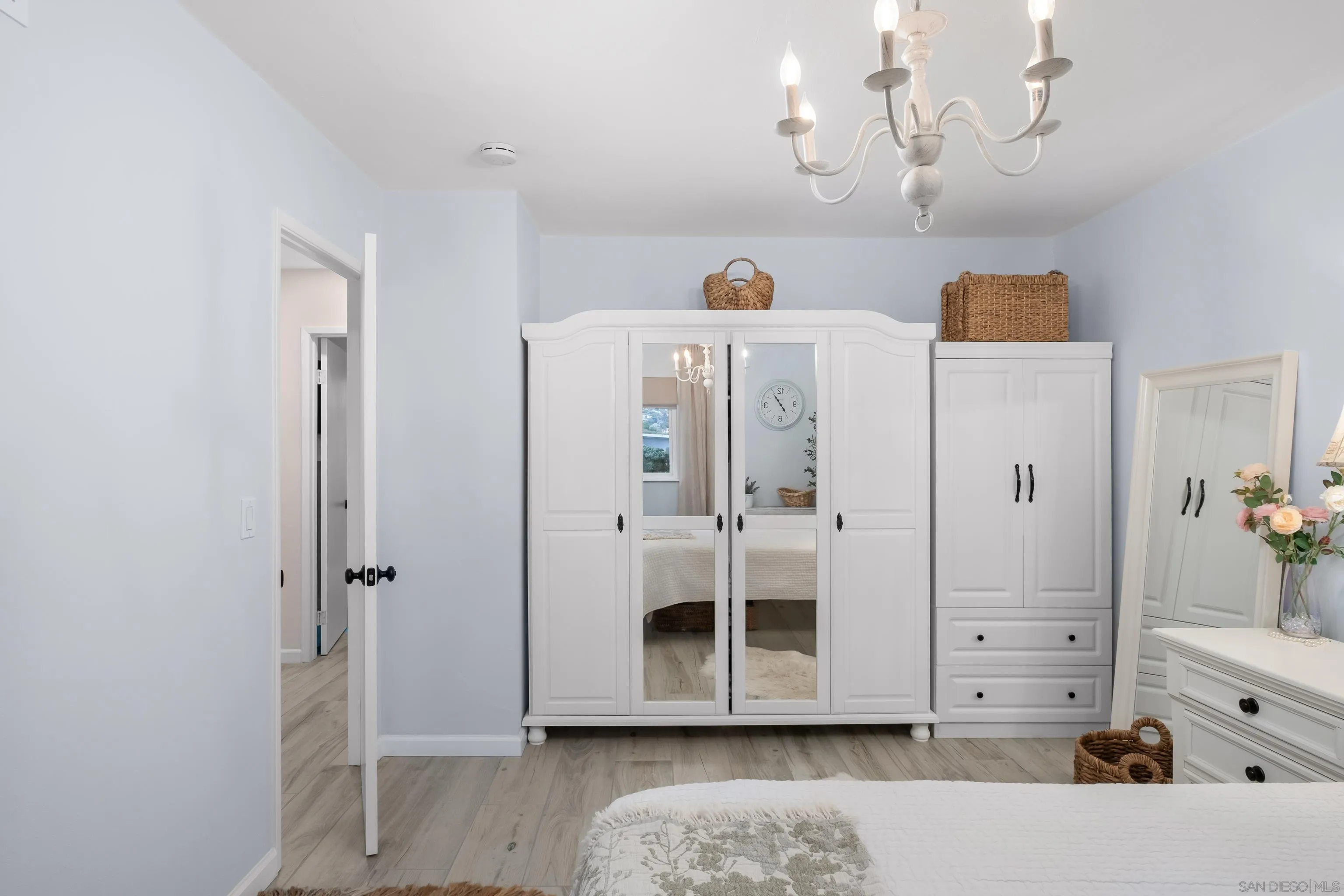 https://cdn.realtyfeed.com/cdn/127/260021148/bd216106319b58f2fb4025e5a46d0c7c.webp