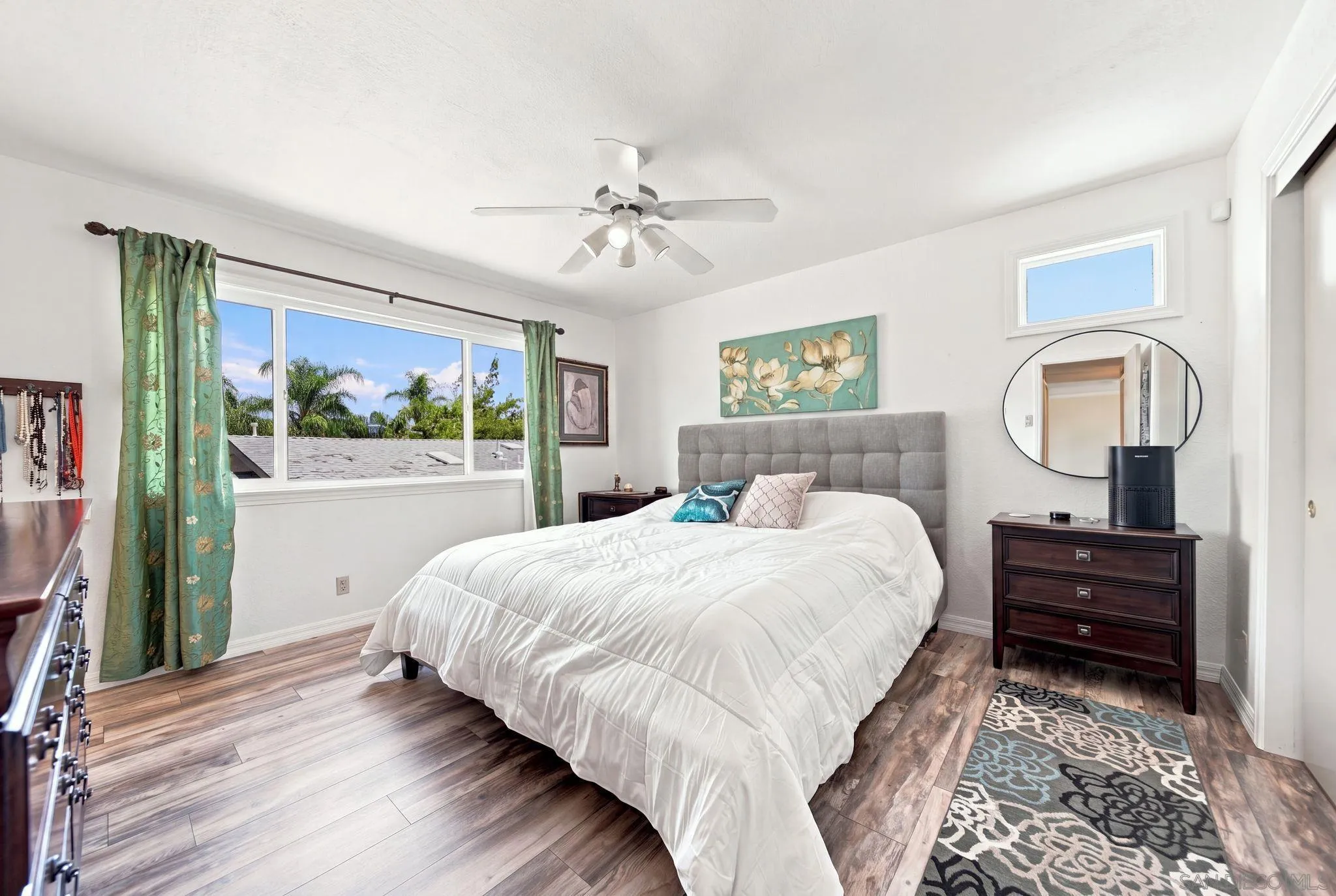 https://cdn.realtyfeed.com/cdn/127/260021154/40f099696cb45c973a95bd85e04b9545.webp