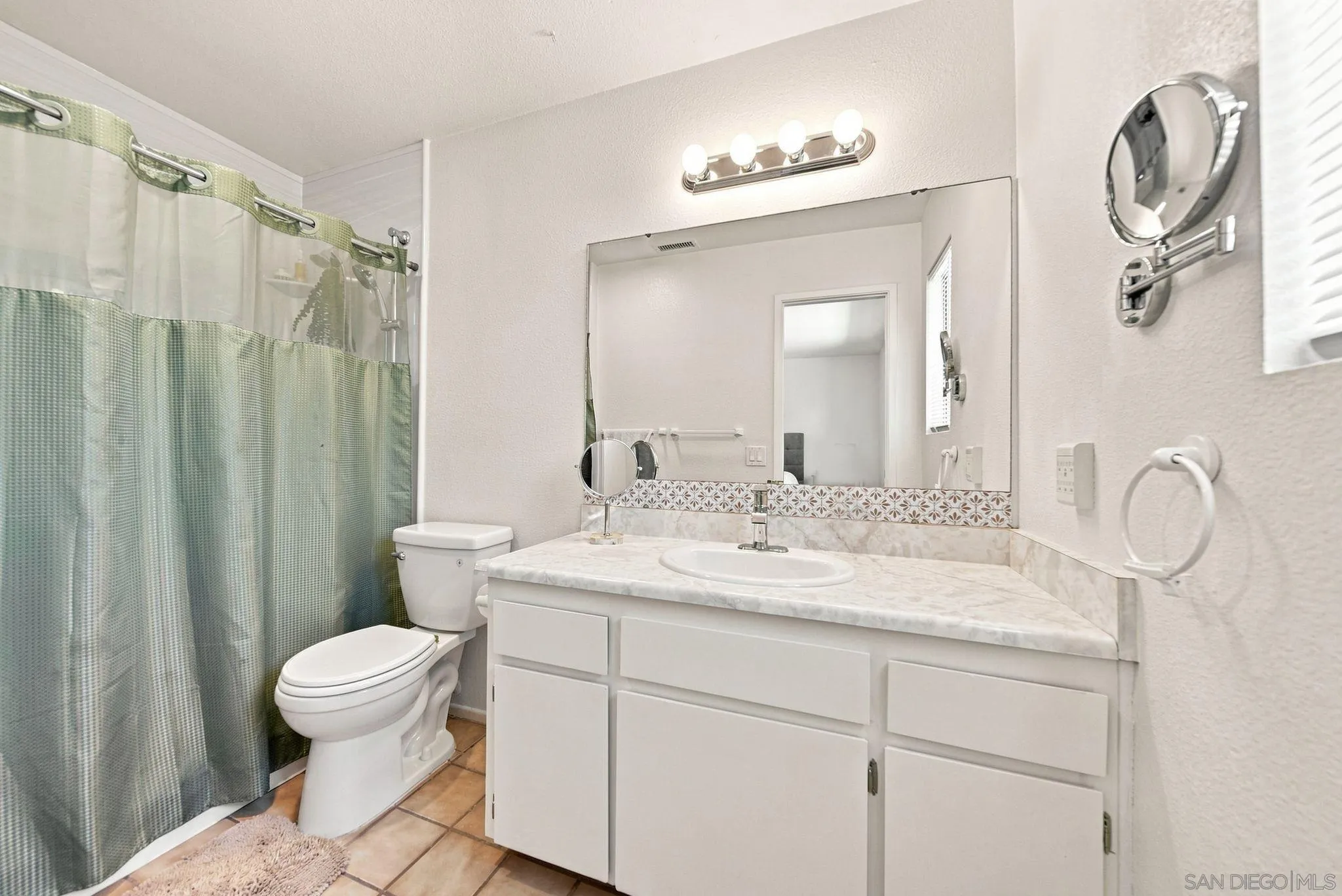 https://cdn.realtyfeed.com/cdn/127/260021154/bac73251874d1971d79145d4fd27e662.webp
