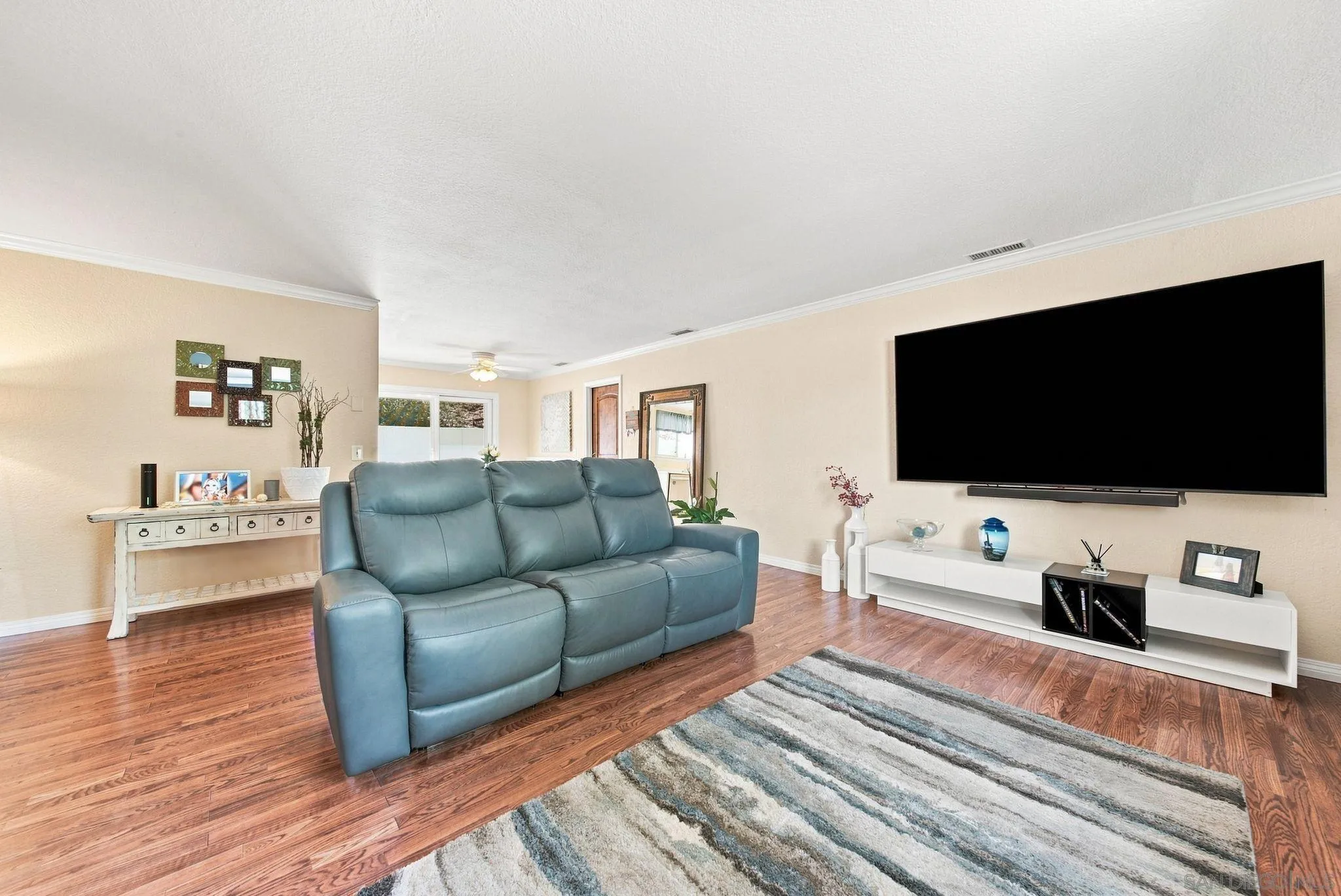 https://cdn.realtyfeed.com/cdn/127/260021154/f26c08c8fef25ae0b9b301b6e7fc6907.webp