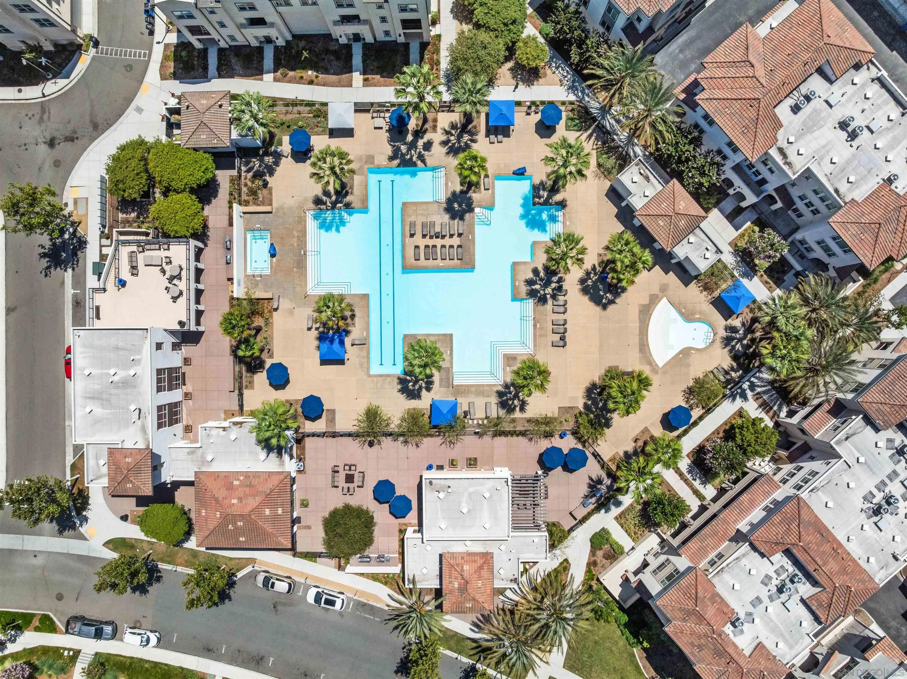 https://cdn.realtyfeed.com/cdn/127/260021157/2499fd0a26787273bd24d3e2b305f67c.webp