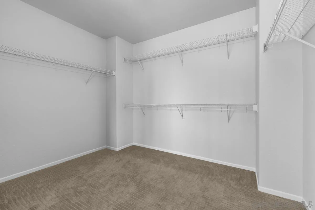 https://cdn.realtyfeed.com/cdn/127/260021158/1dfec218c98912b0c5bbe3ec1e1e3d16.webp