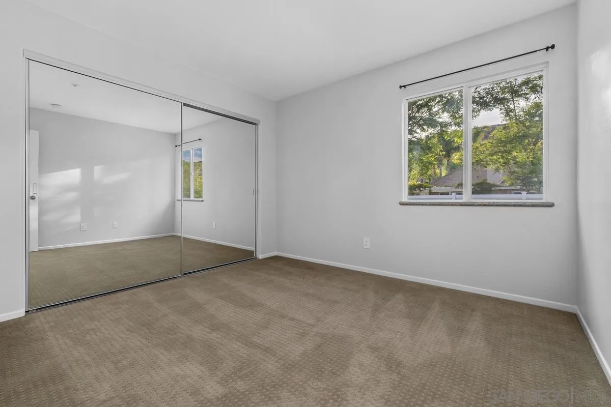 https://cdn.realtyfeed.com/cdn/127/260021158/2d8fafe8548b81177ab7a422a9d050e0.webp