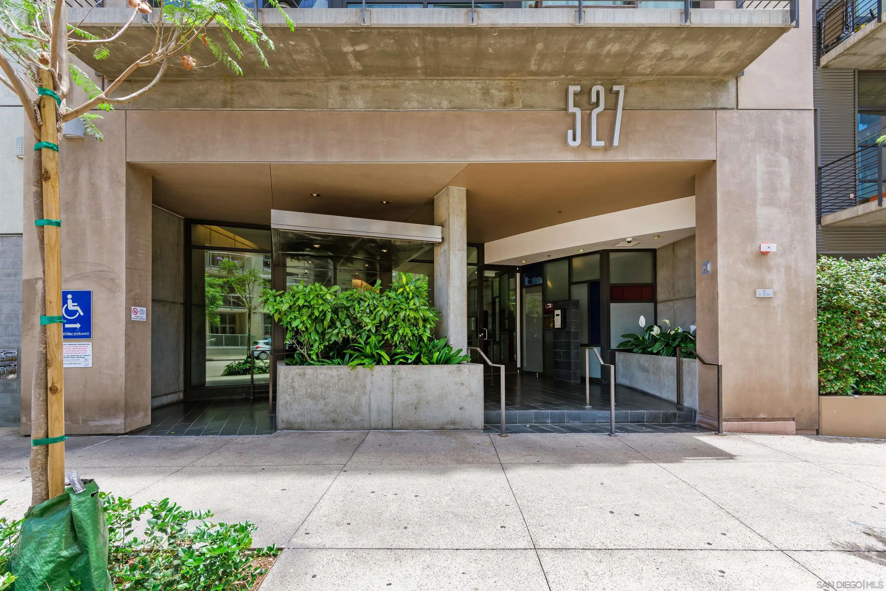 https://cdn.realtyfeed.com/cdn/127/260021160/5353b24951bbdb329ea60dbf02da7557.webp