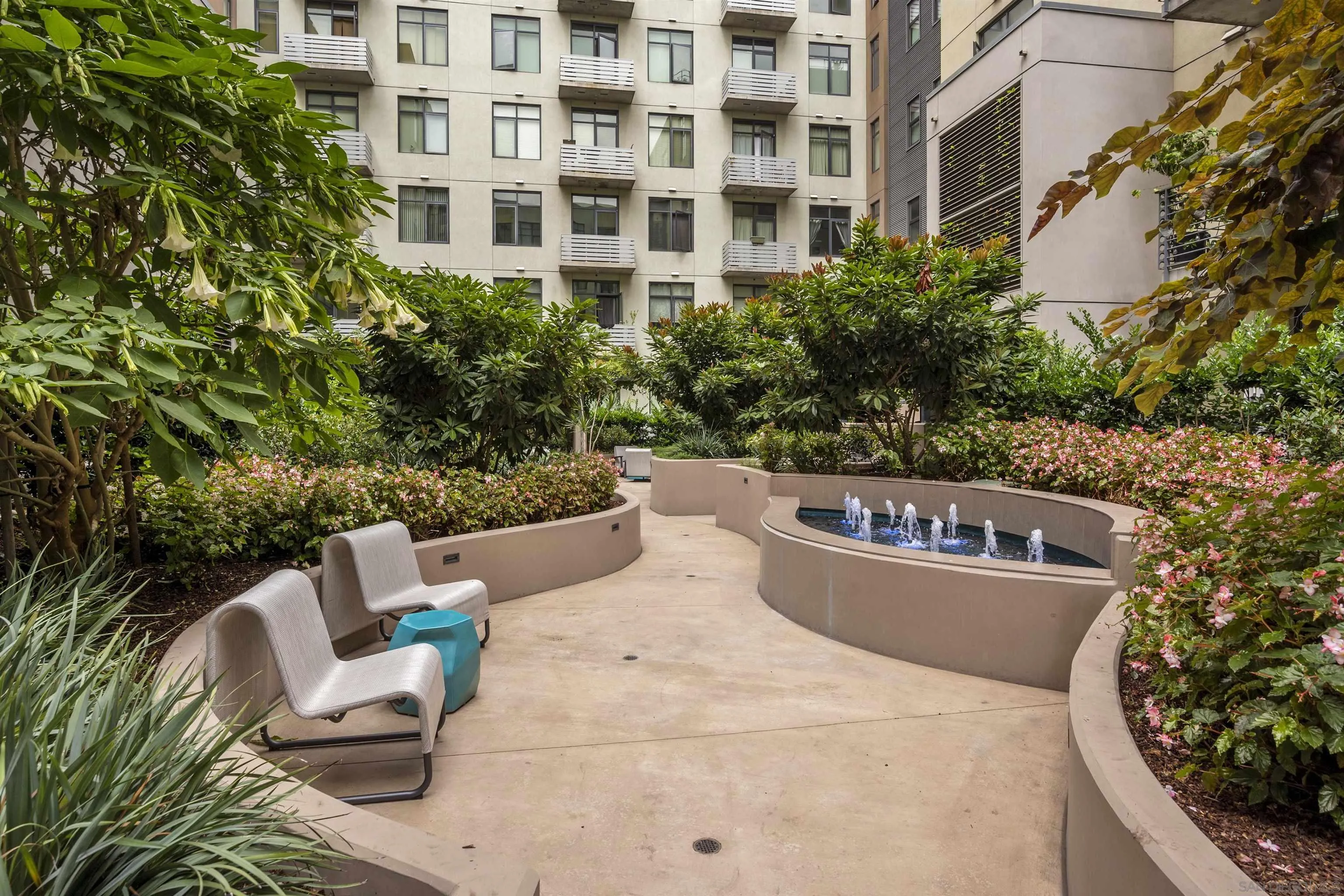 https://cdn.realtyfeed.com/cdn/127/260021160/e40acc4eb42e8d03d25b20b9ae468b65.webp