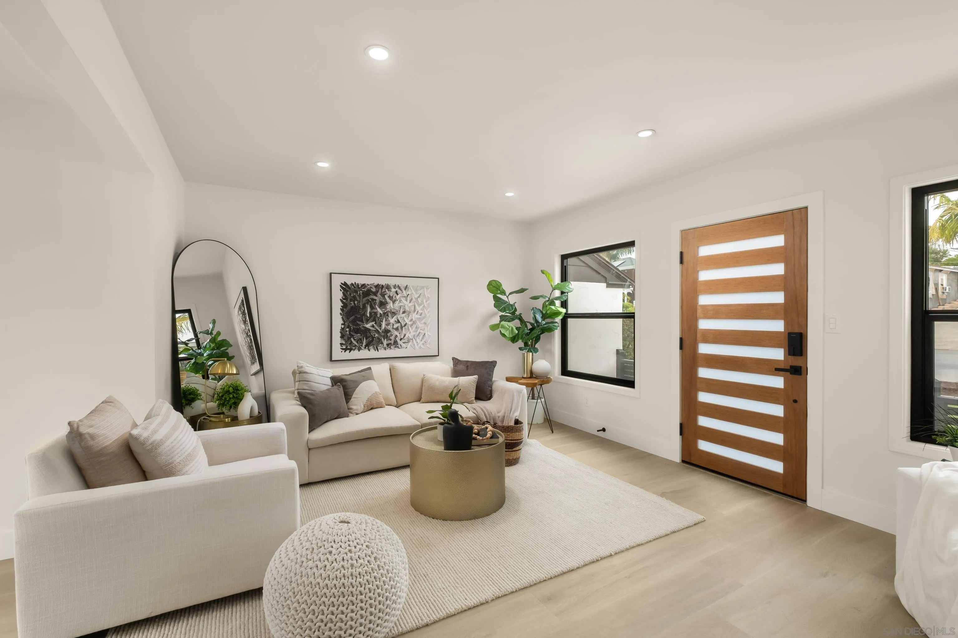 https://cdn.realtyfeed.com/cdn/127/260021161/26c0ff46a7ff6743d7ad7b4a381b602f.webp