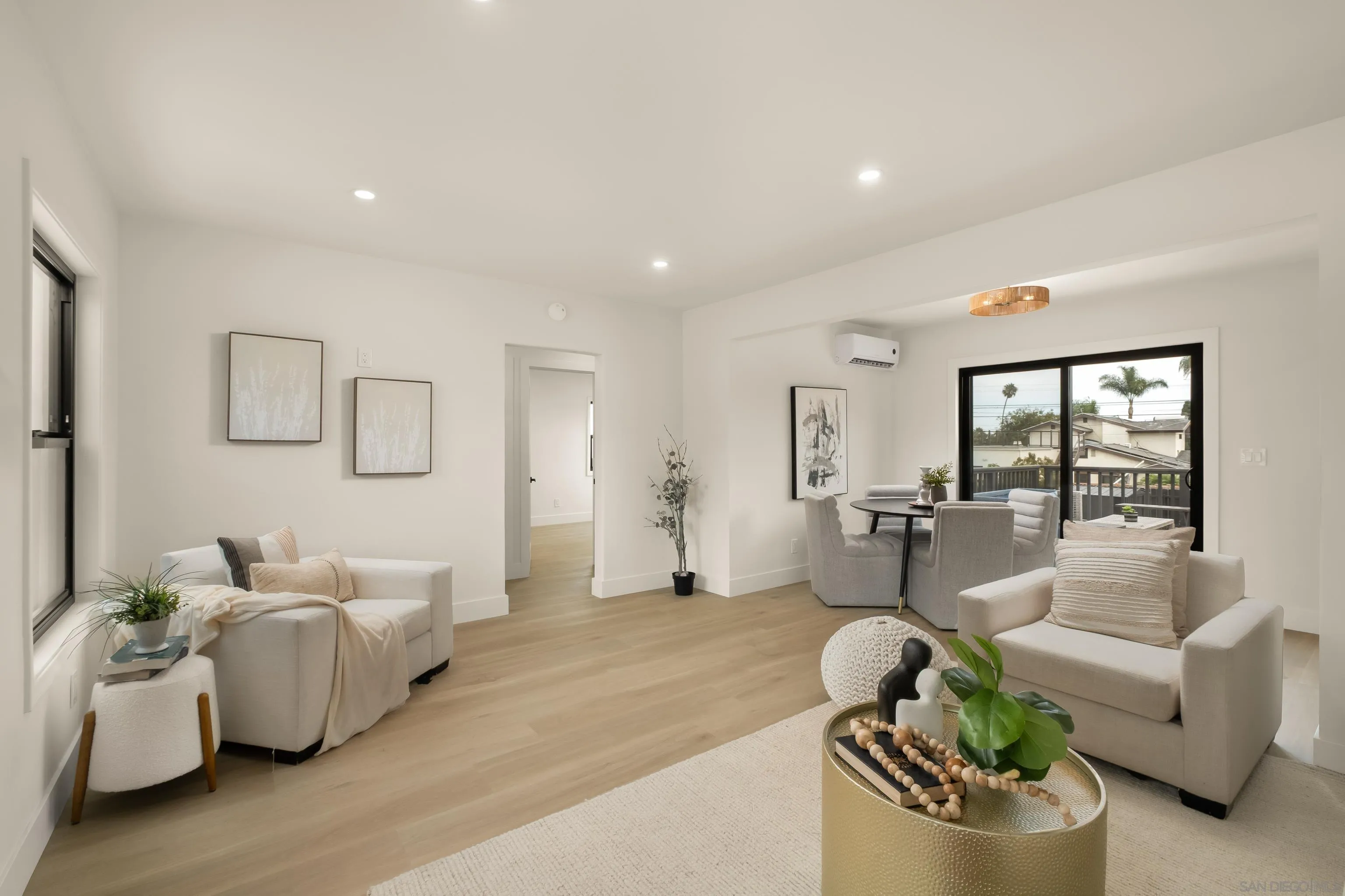 https://cdn.realtyfeed.com/cdn/127/260021161/4d1c65f4583c81ac2f6a080952ceab25.webp