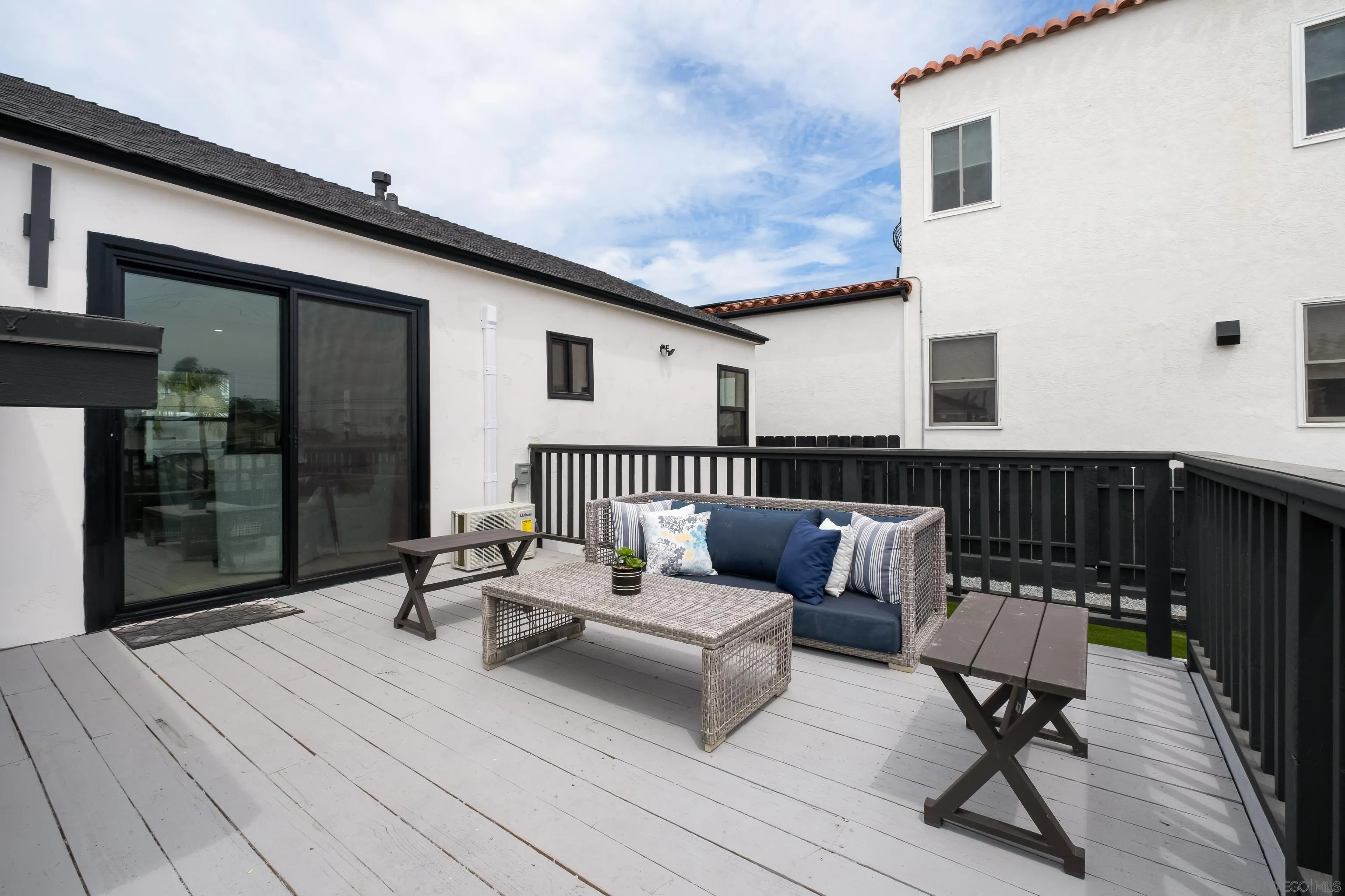 https://cdn.realtyfeed.com/cdn/127/260021161/5e3faab599b59e5d0815ffa5ef98c185.webp