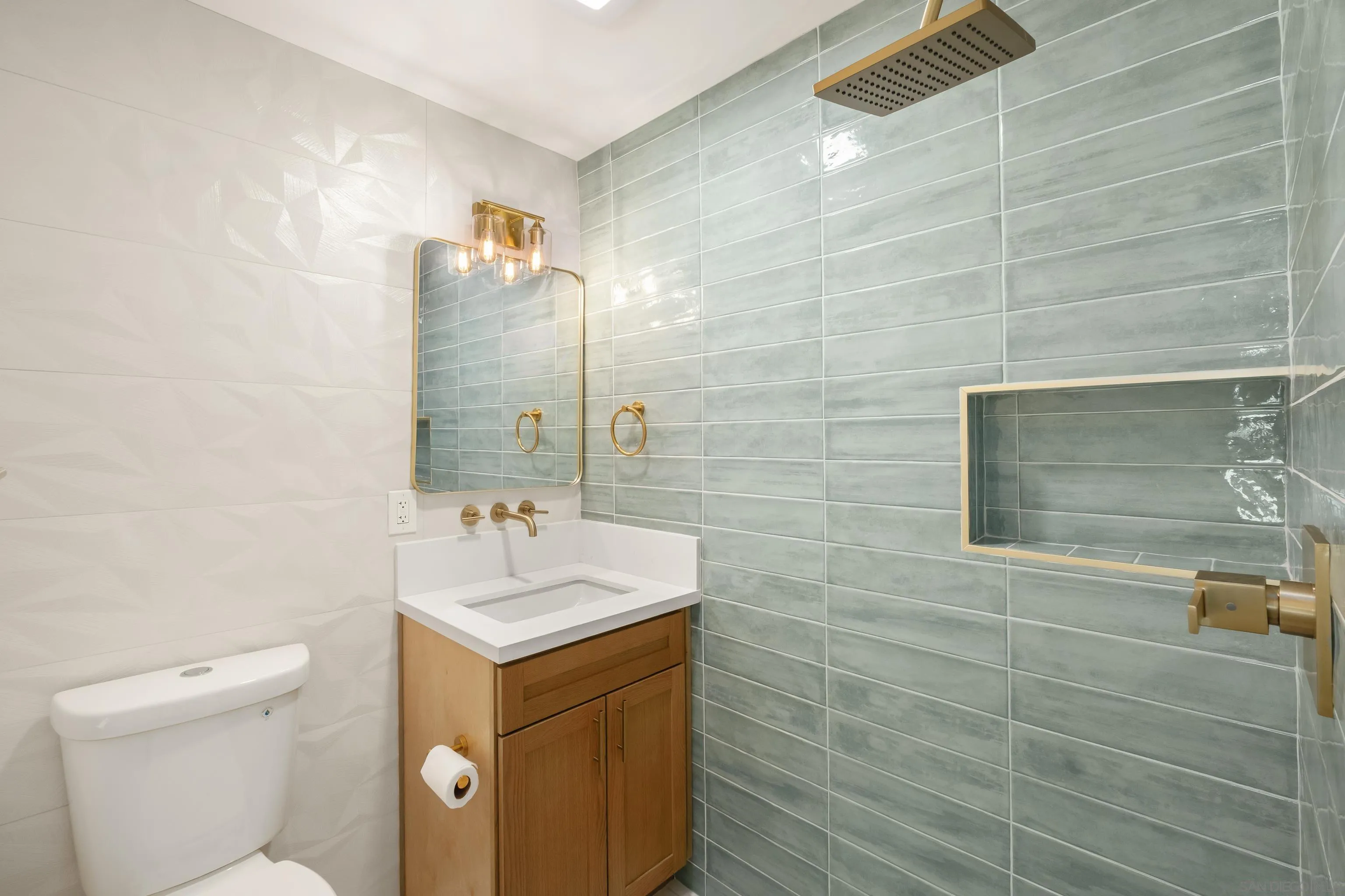 https://cdn.realtyfeed.com/cdn/127/260021161/b79b82441a38832202d33296028632d1.webp