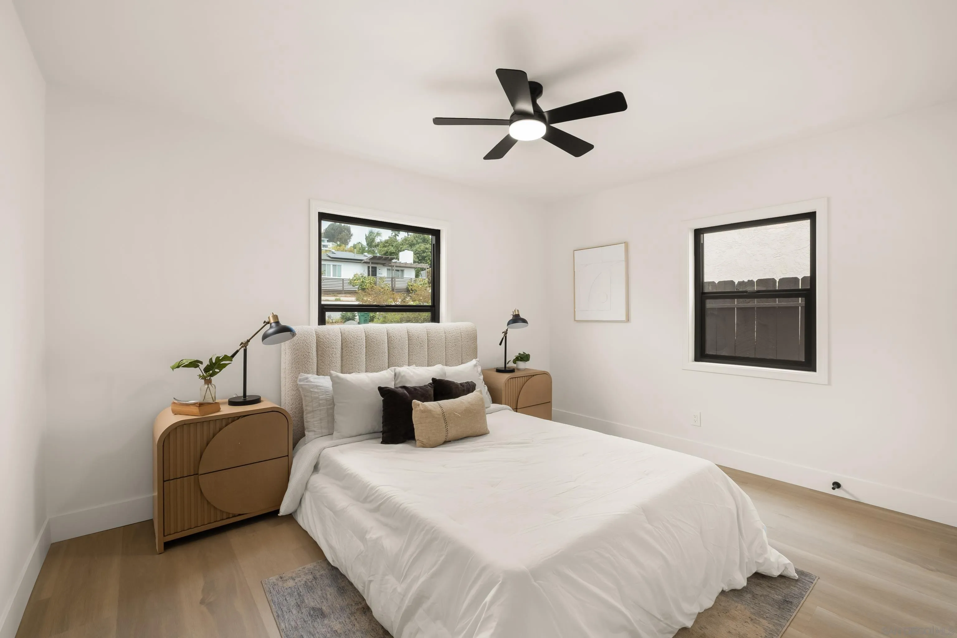 https://cdn.realtyfeed.com/cdn/127/260021161/d9a33e23febc26c9756022d685ddf331.webp