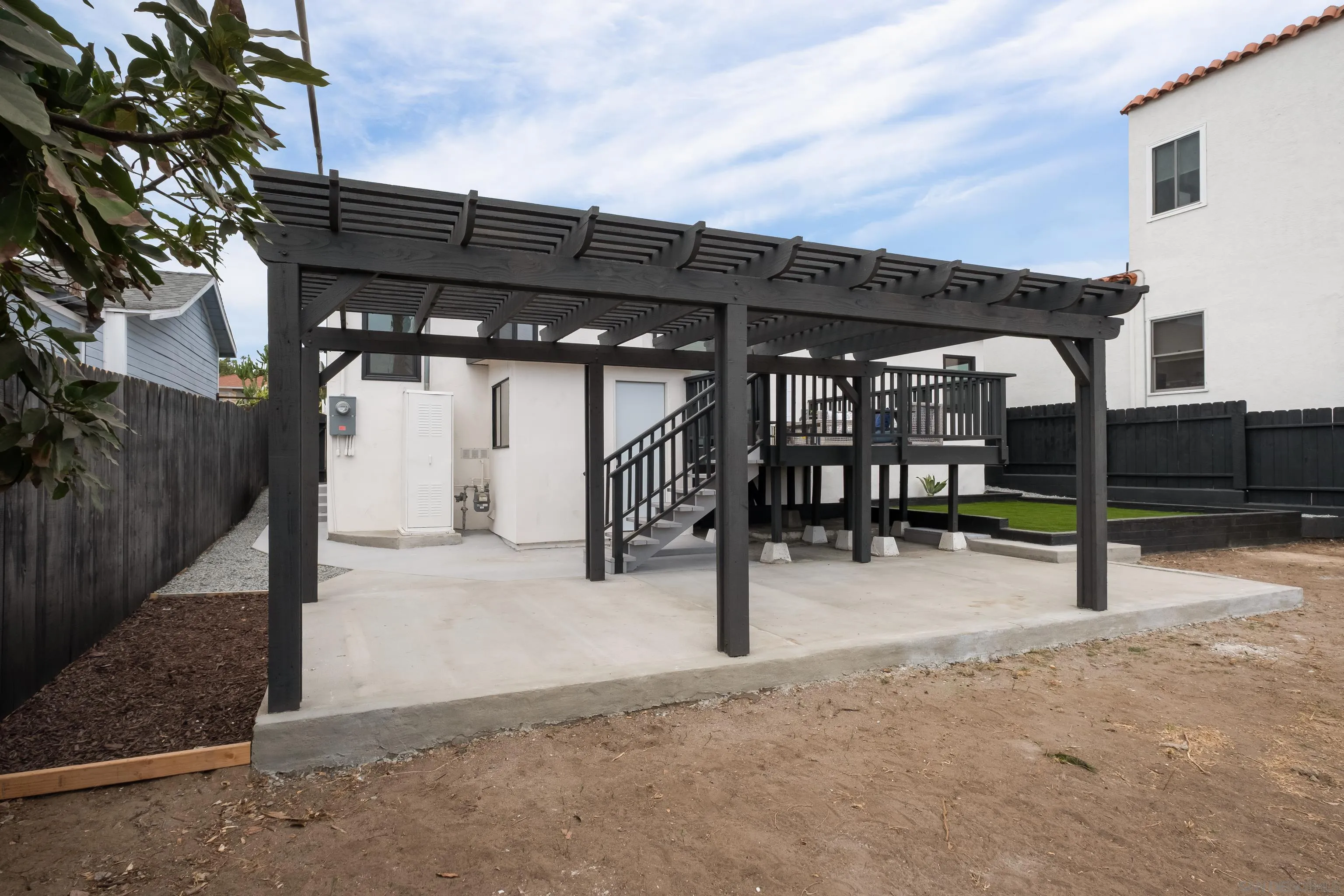 https://cdn.realtyfeed.com/cdn/127/260021161/de44a7721d3849fa108ecd91f46b3266.webp
