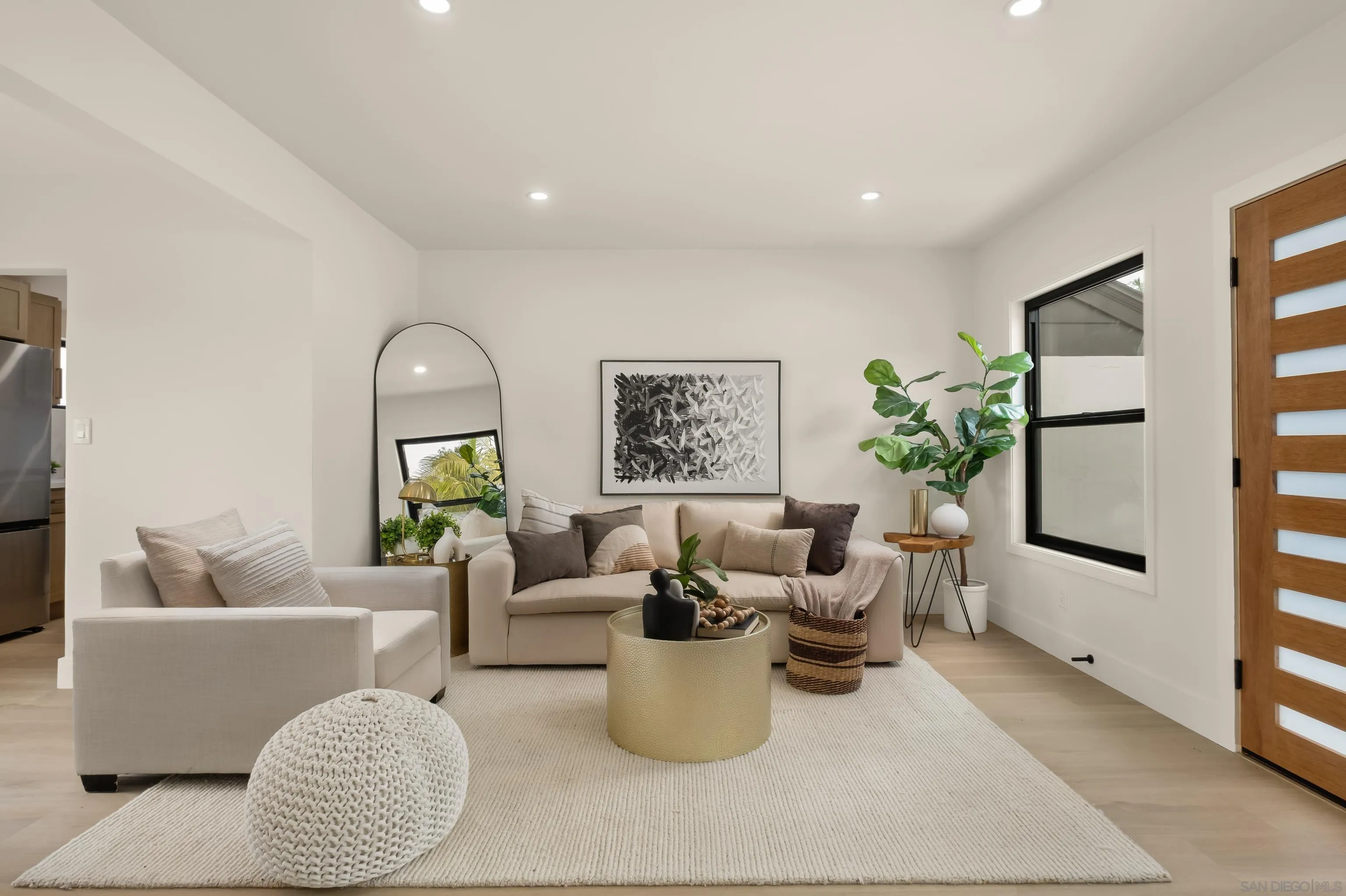 https://cdn.realtyfeed.com/cdn/127/260021161/e4593b889ed6033f27aa4fffe35c7c27.webp