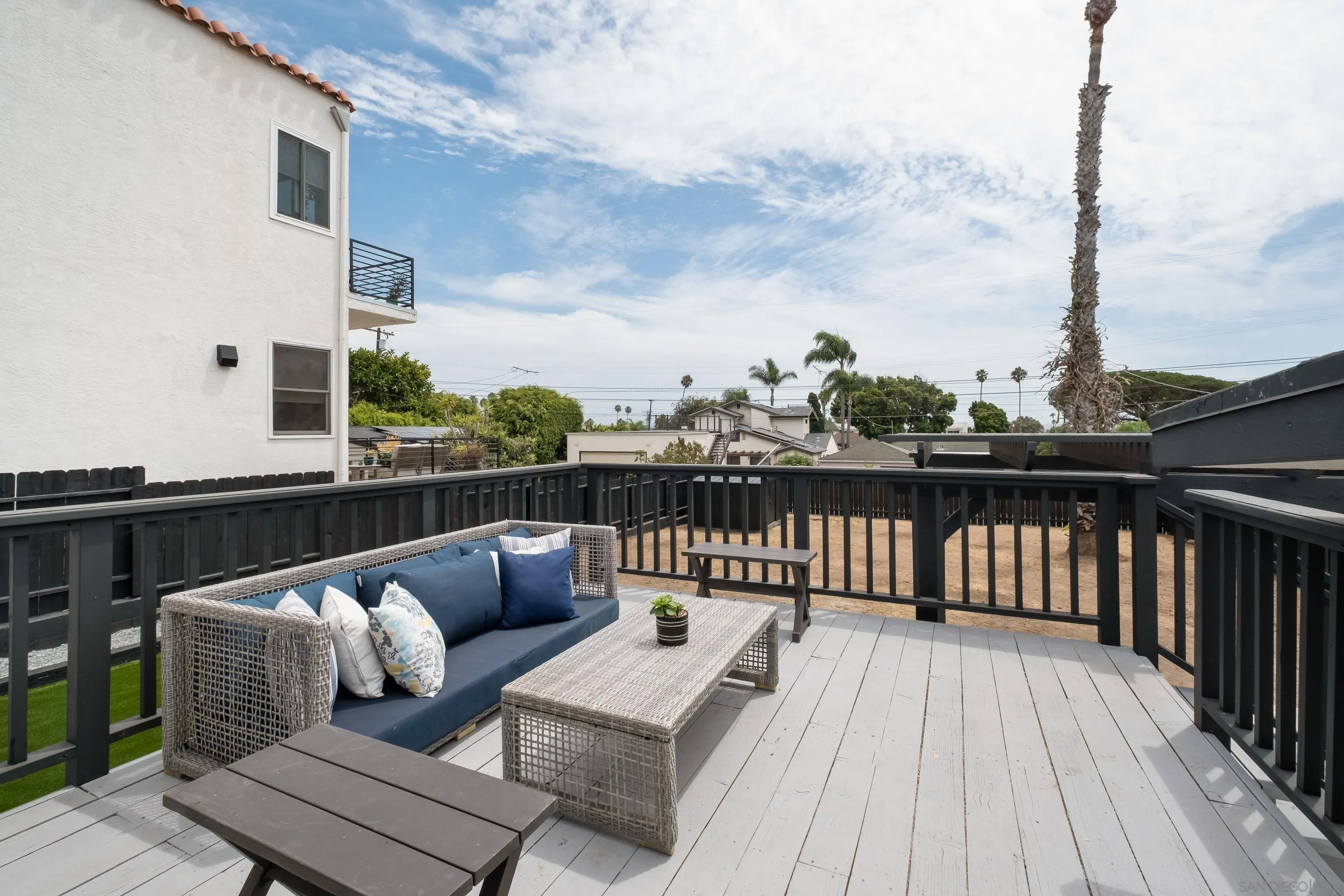https://cdn.realtyfeed.com/cdn/127/260021161/ed423373f7b8285073b9b457a5d2b88a.webp