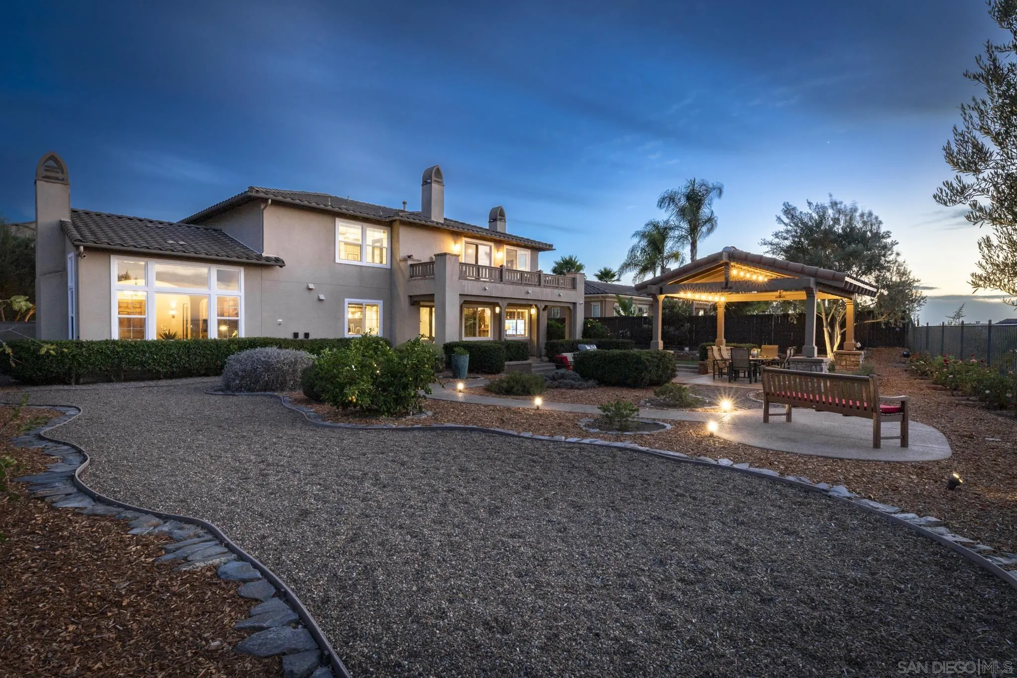 https://cdn.realtyfeed.com/cdn/127/260021162/1e94e88916bf07051b85c1ca2071dc3a.webp
