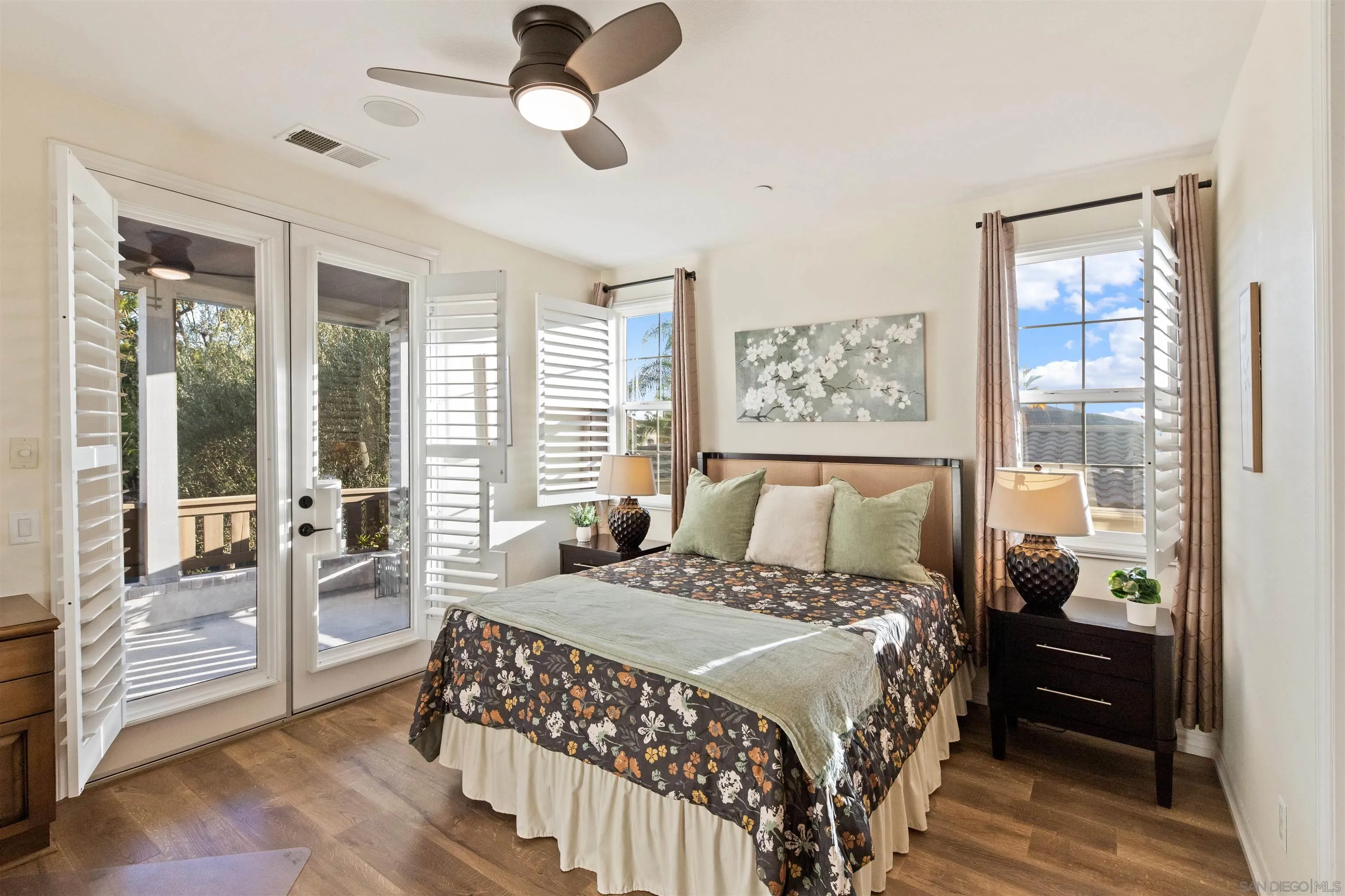 https://cdn.realtyfeed.com/cdn/127/260021162/2a89e66754275bb0cb78358e558c5560.webp