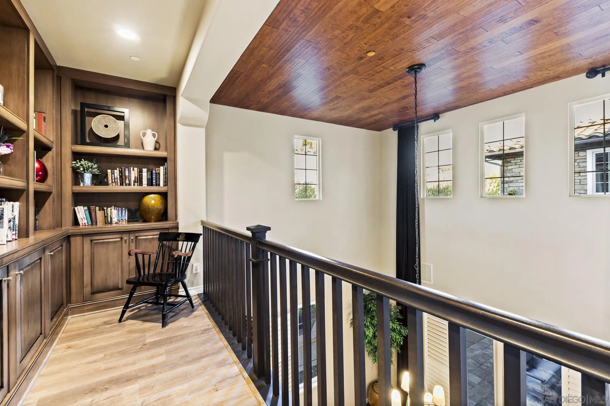 https://cdn.realtyfeed.com/cdn/127/260021162/5349b5fd1a23aca6b48962a61e95fb5f.webp