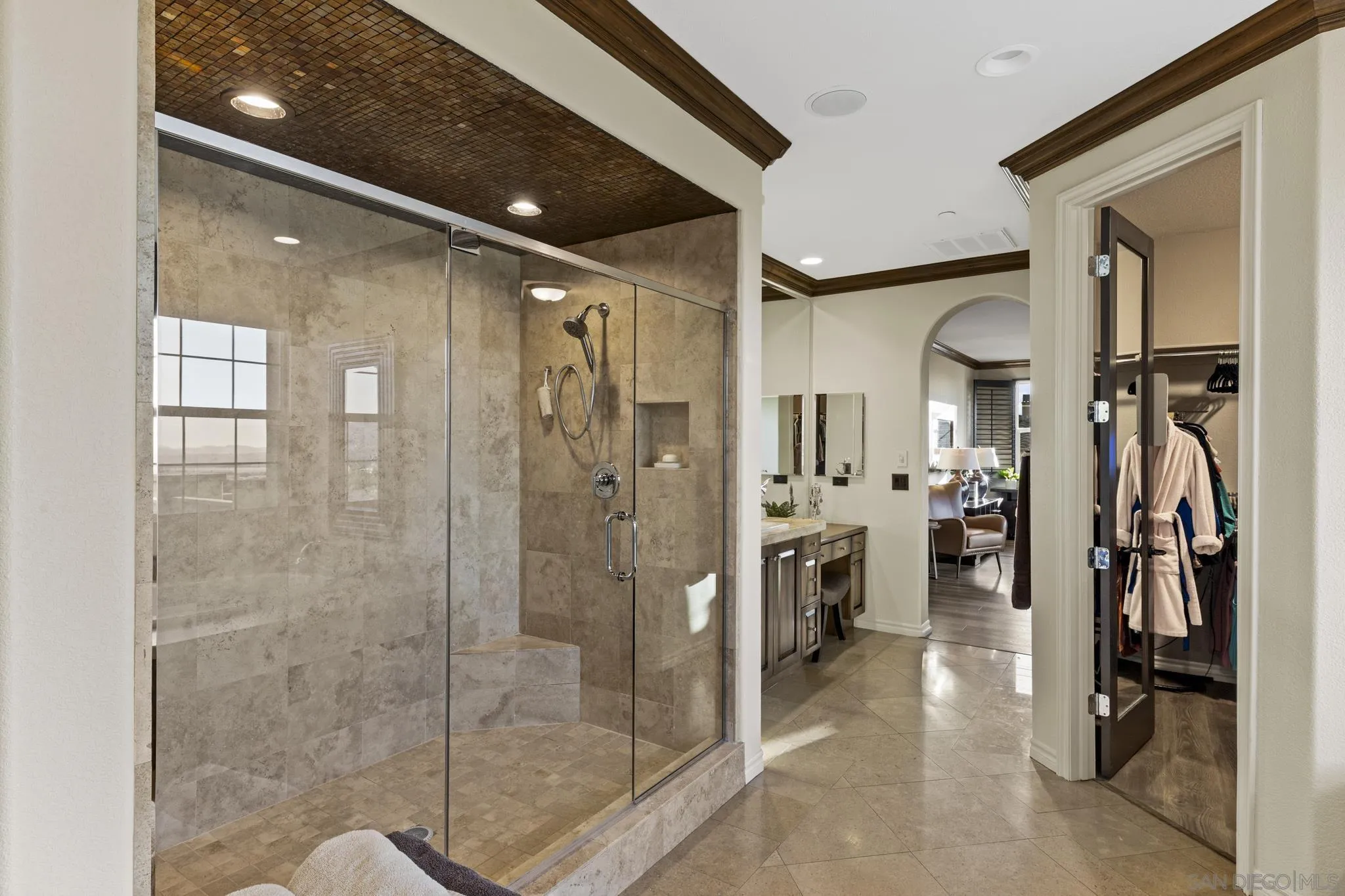 https://cdn.realtyfeed.com/cdn/127/260021162/652c4339adb5cd5ccfb07aaa1b770906.webp