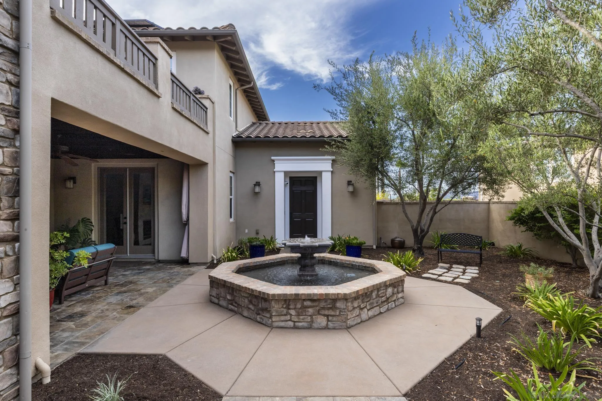 https://cdn.realtyfeed.com/cdn/127/260021162/8c890c86e0959bd73c78f63a93373235.webp