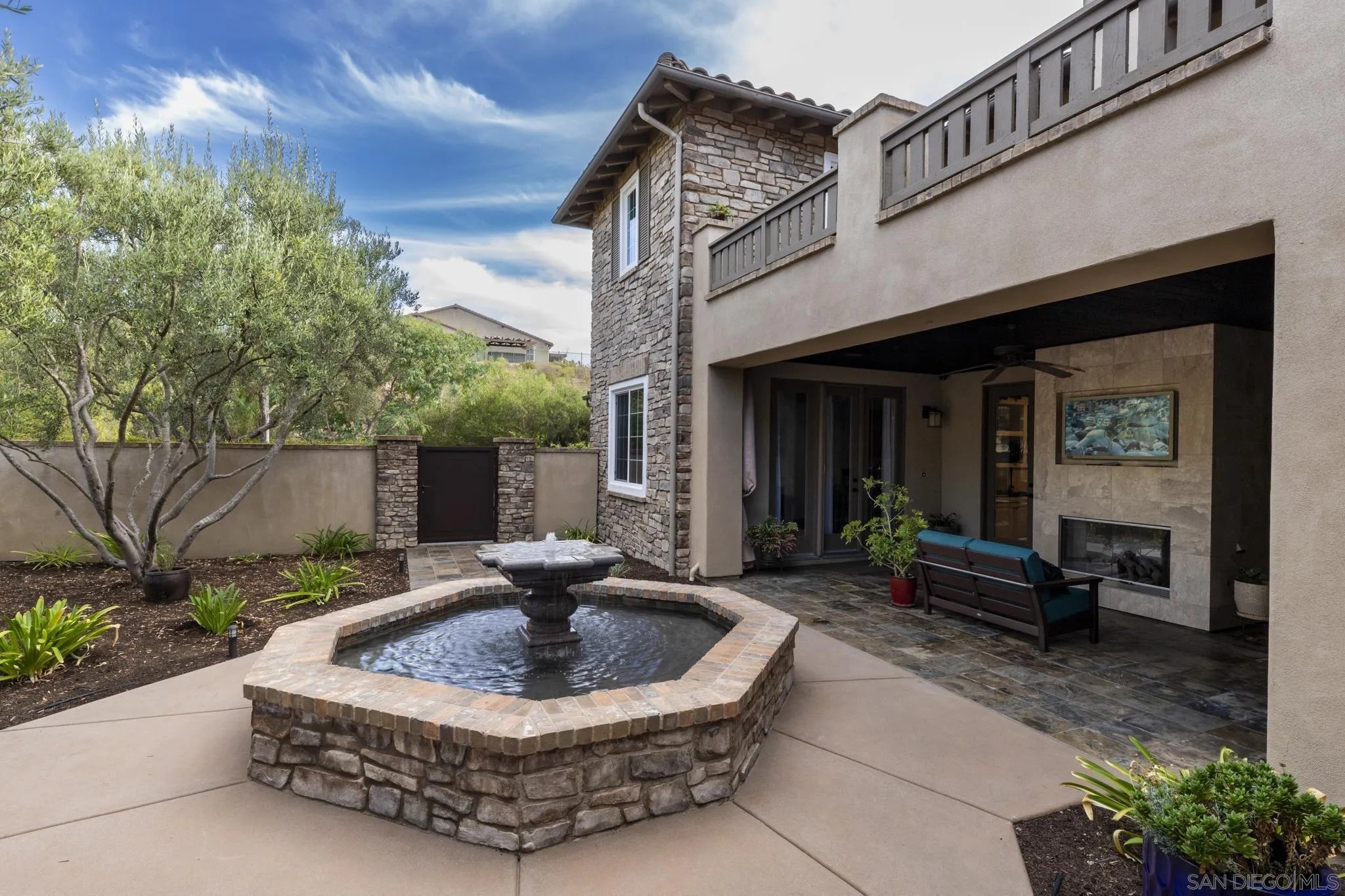 https://cdn.realtyfeed.com/cdn/127/260021162/bd5da2ad98ce03f66d34e8775f7c1275.webp