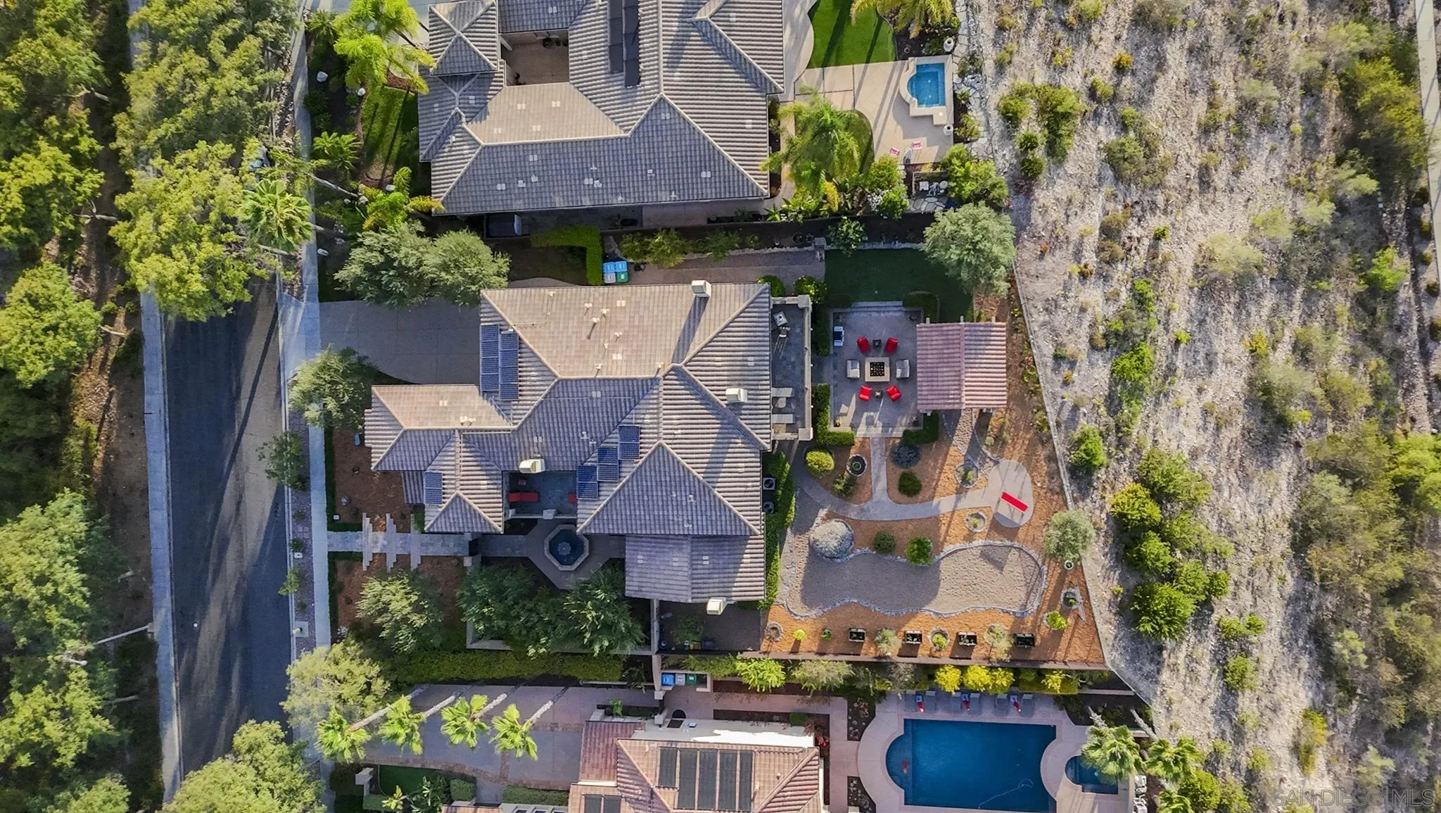 https://cdn.realtyfeed.com/cdn/127/260021162/eff668e2f0443dbe284e4c106dec63e8.webp