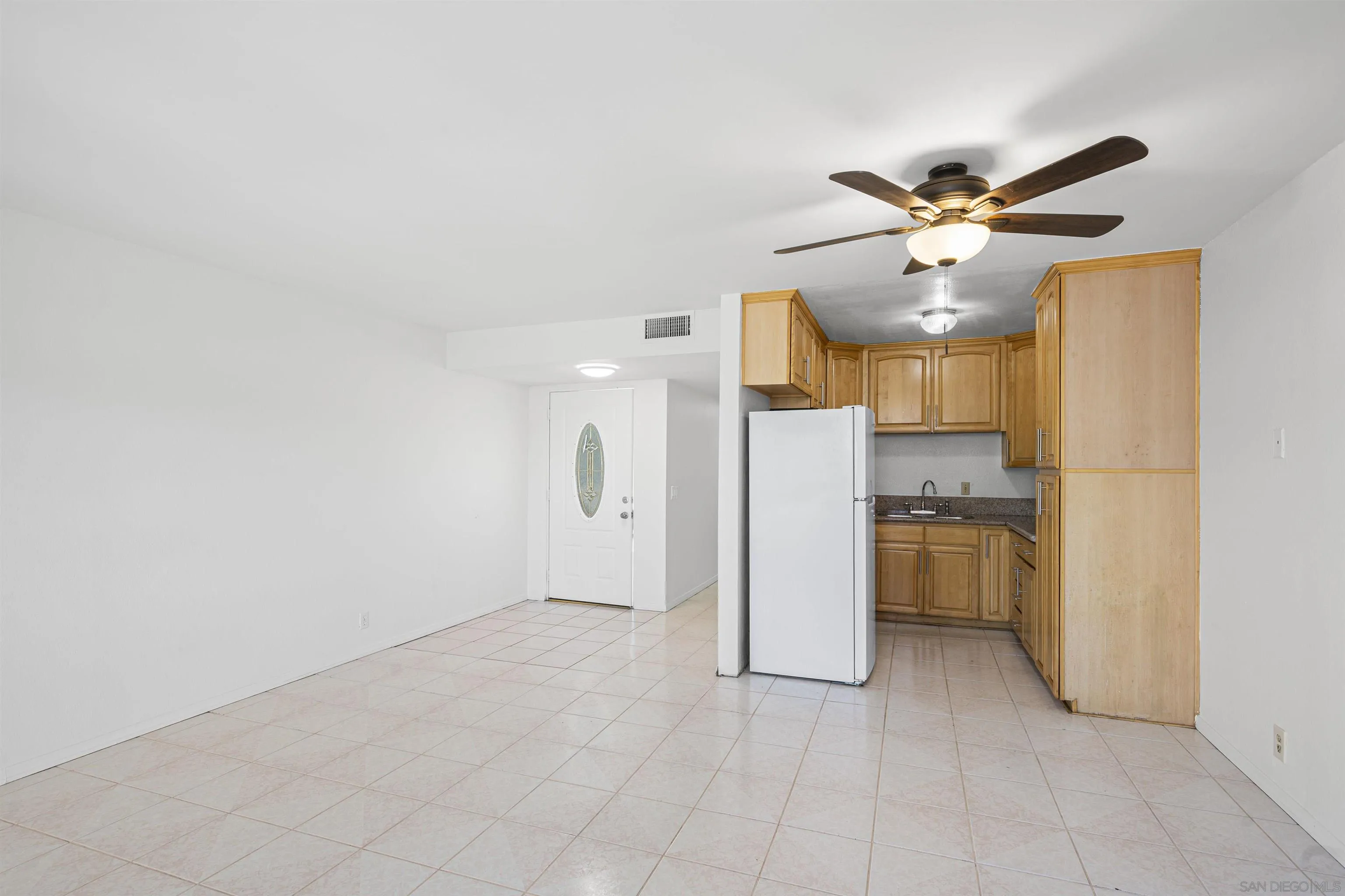 https://cdn.realtyfeed.com/cdn/127/260021164/29c794409077dbaf8813e1cc0e06879b.webp