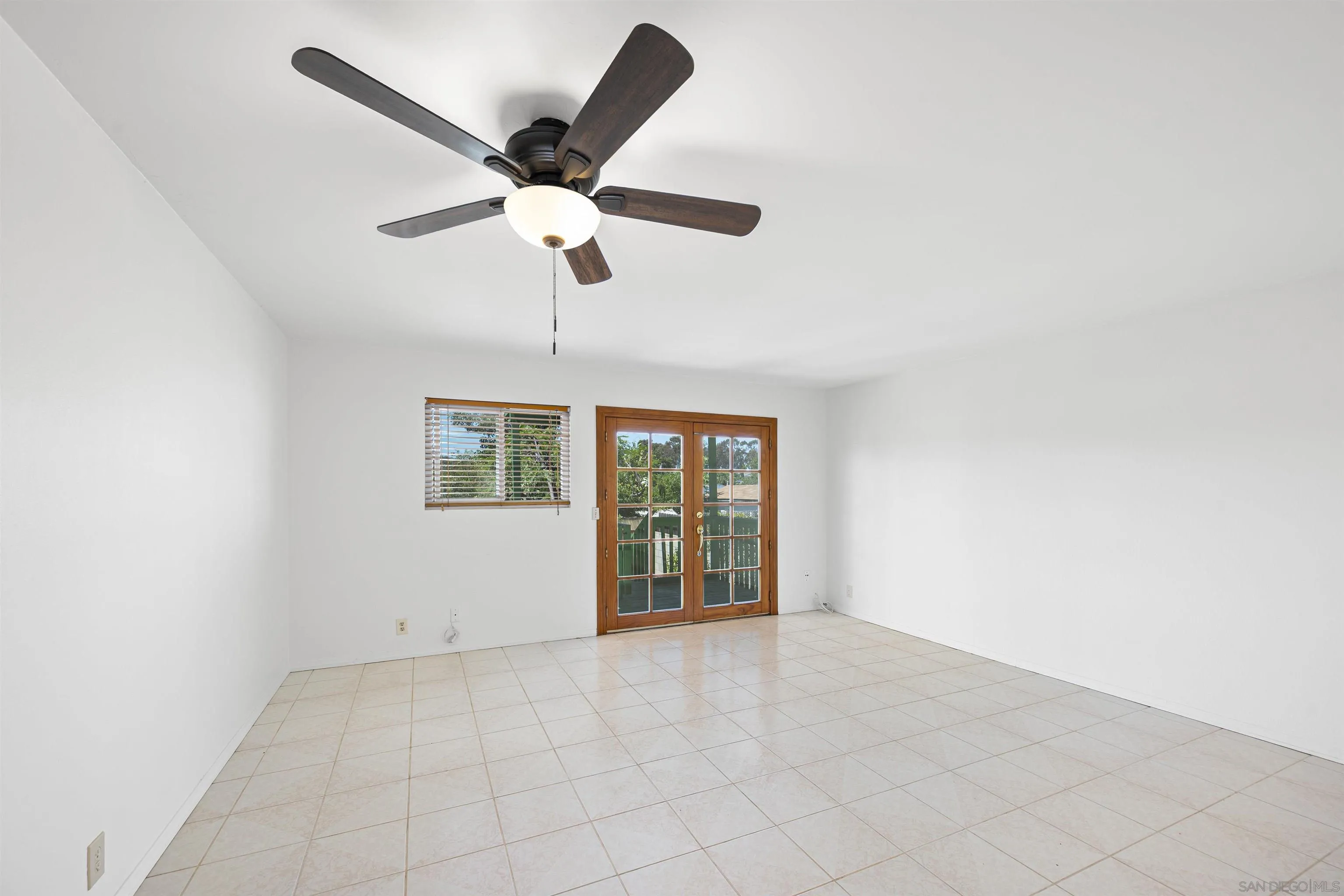 https://cdn.realtyfeed.com/cdn/127/260021164/88300b36e0f3e362430b345eeafd1b46.webp
