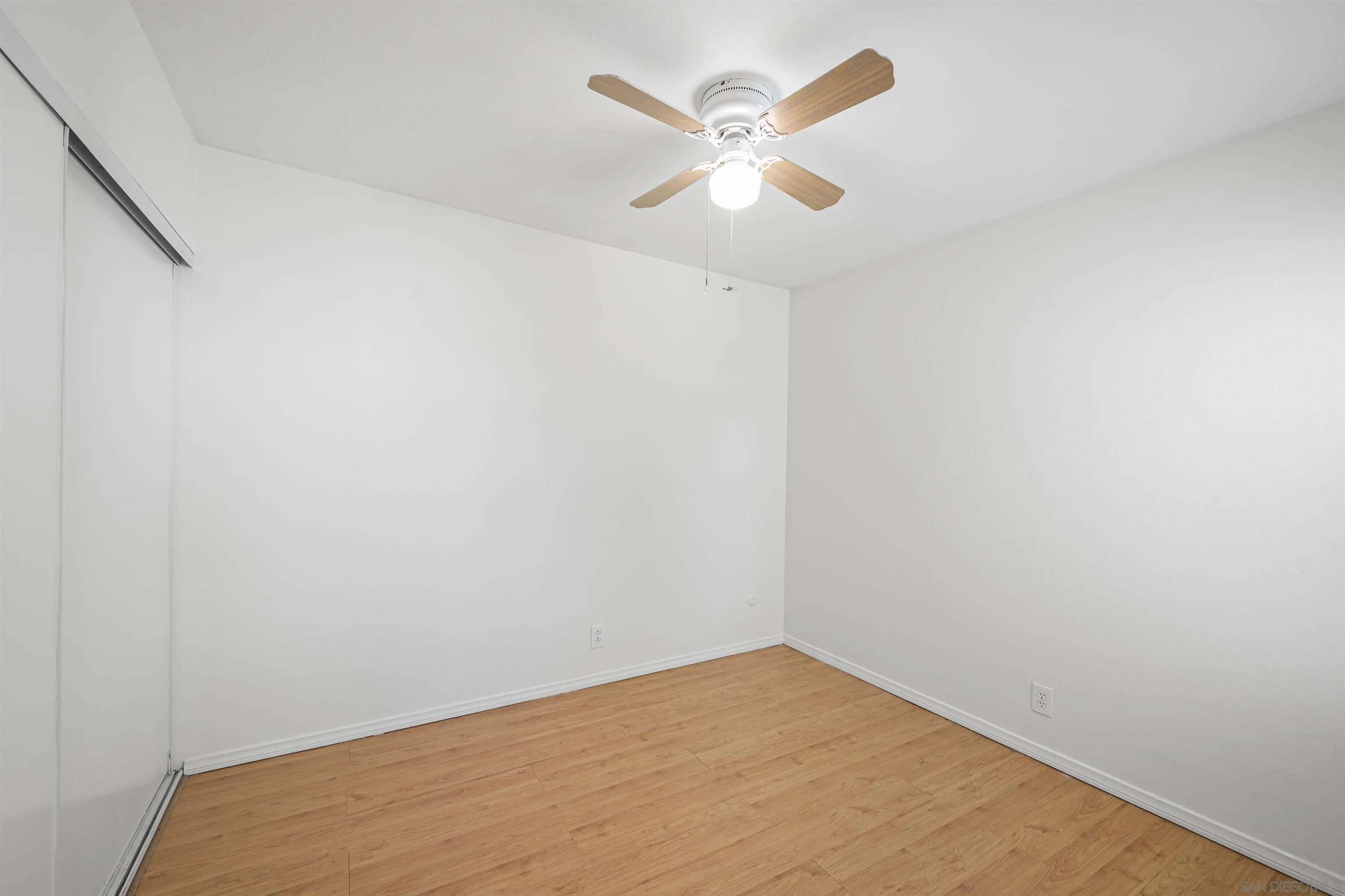 https://cdn.realtyfeed.com/cdn/127/260021164/8e58afb68c6558829035eb5b57cc1c91.webp