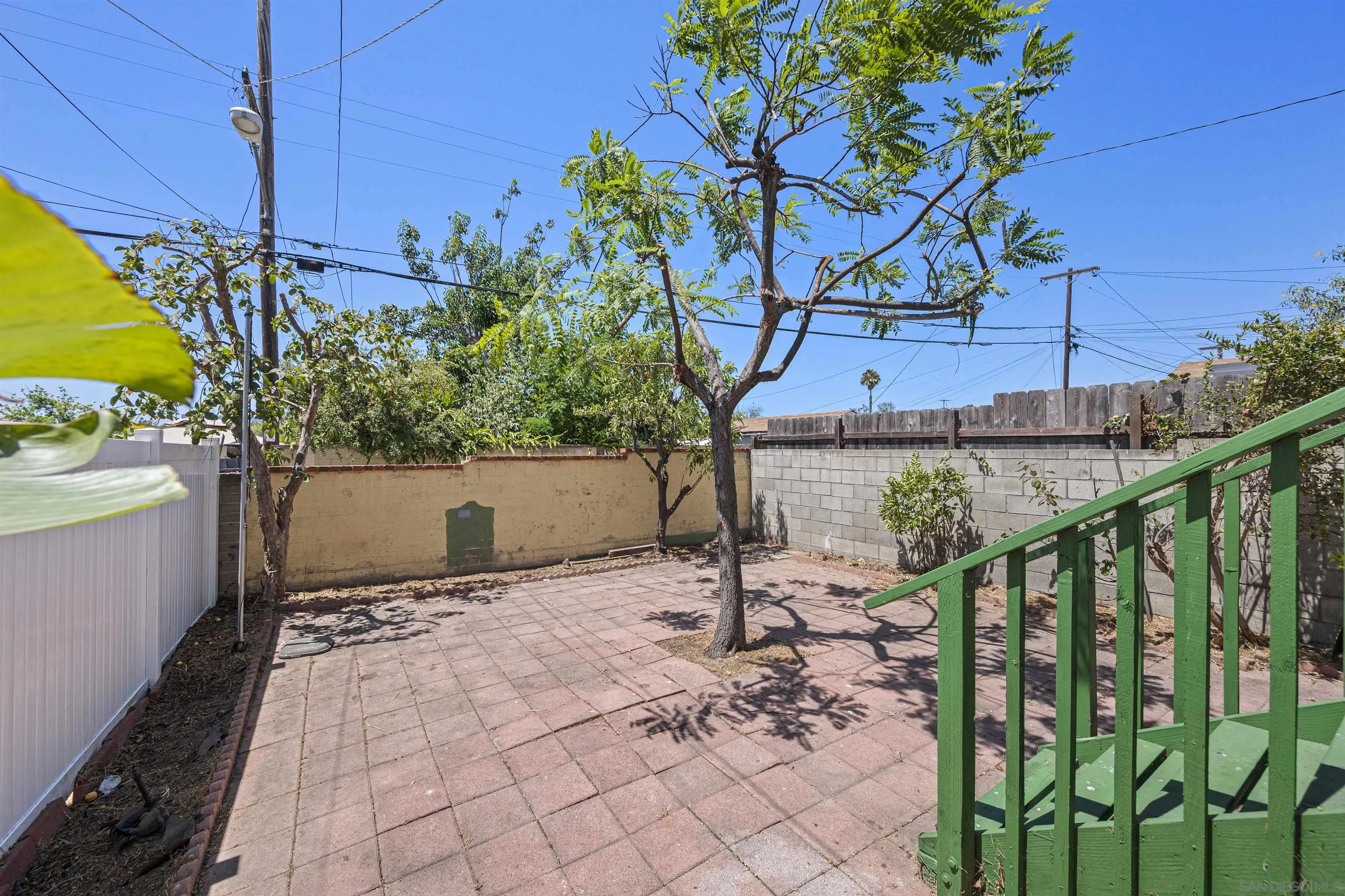 https://cdn.realtyfeed.com/cdn/127/260021164/f4a32120aeea443ab70aa4489c02cfa5.webp