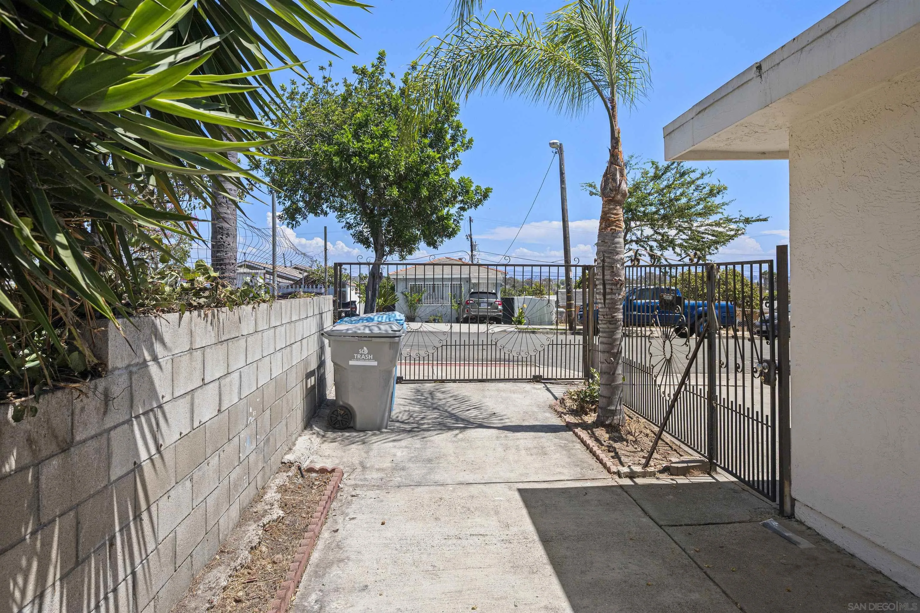636 Raven St, San Diego, CA 92102 - Photo 5 of 37, San Diego, CA