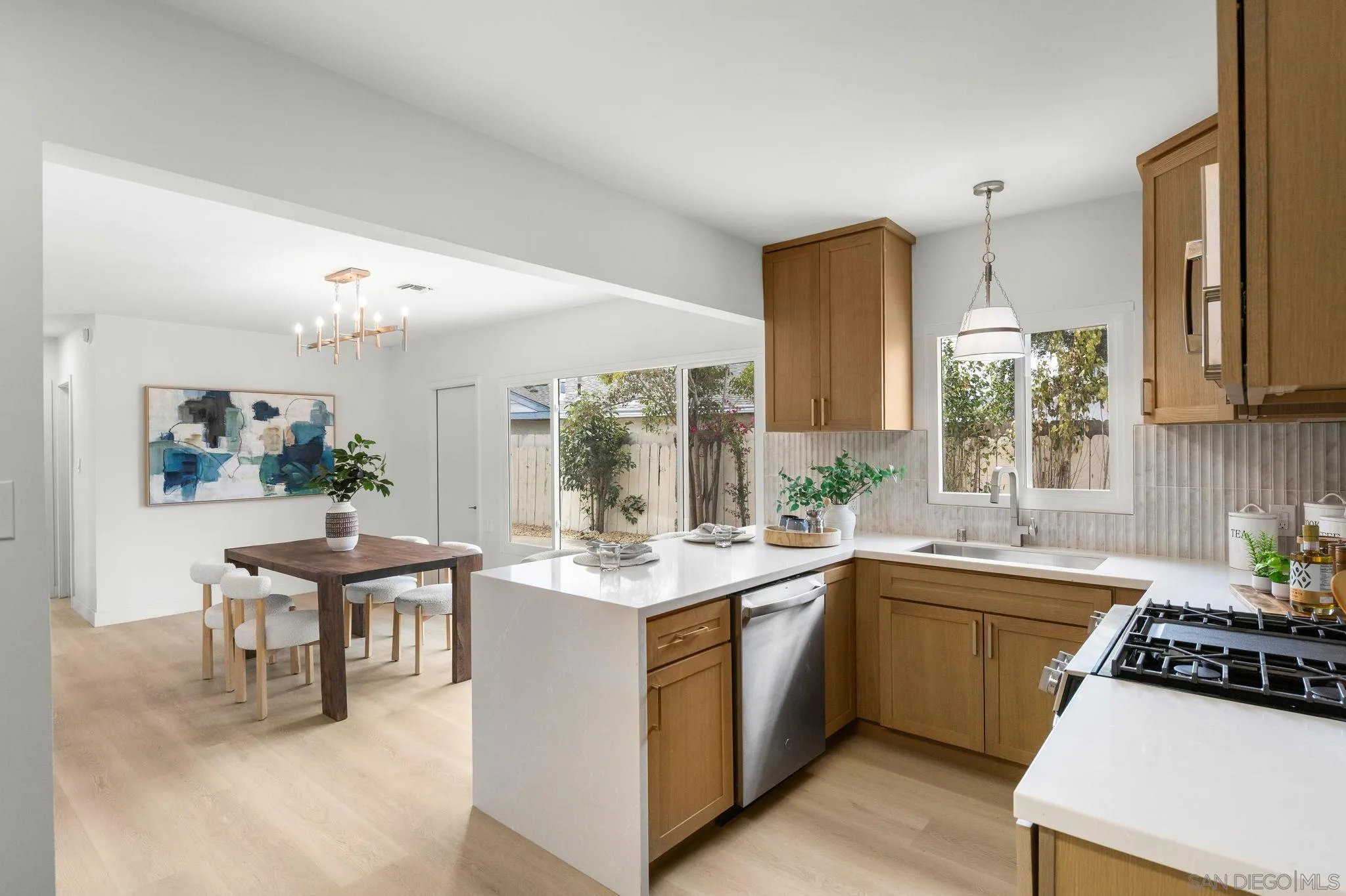 https://cdn.realtyfeed.com/cdn/127/260021169/9287e591a030f97f43c953b9d2b80cbf.webp