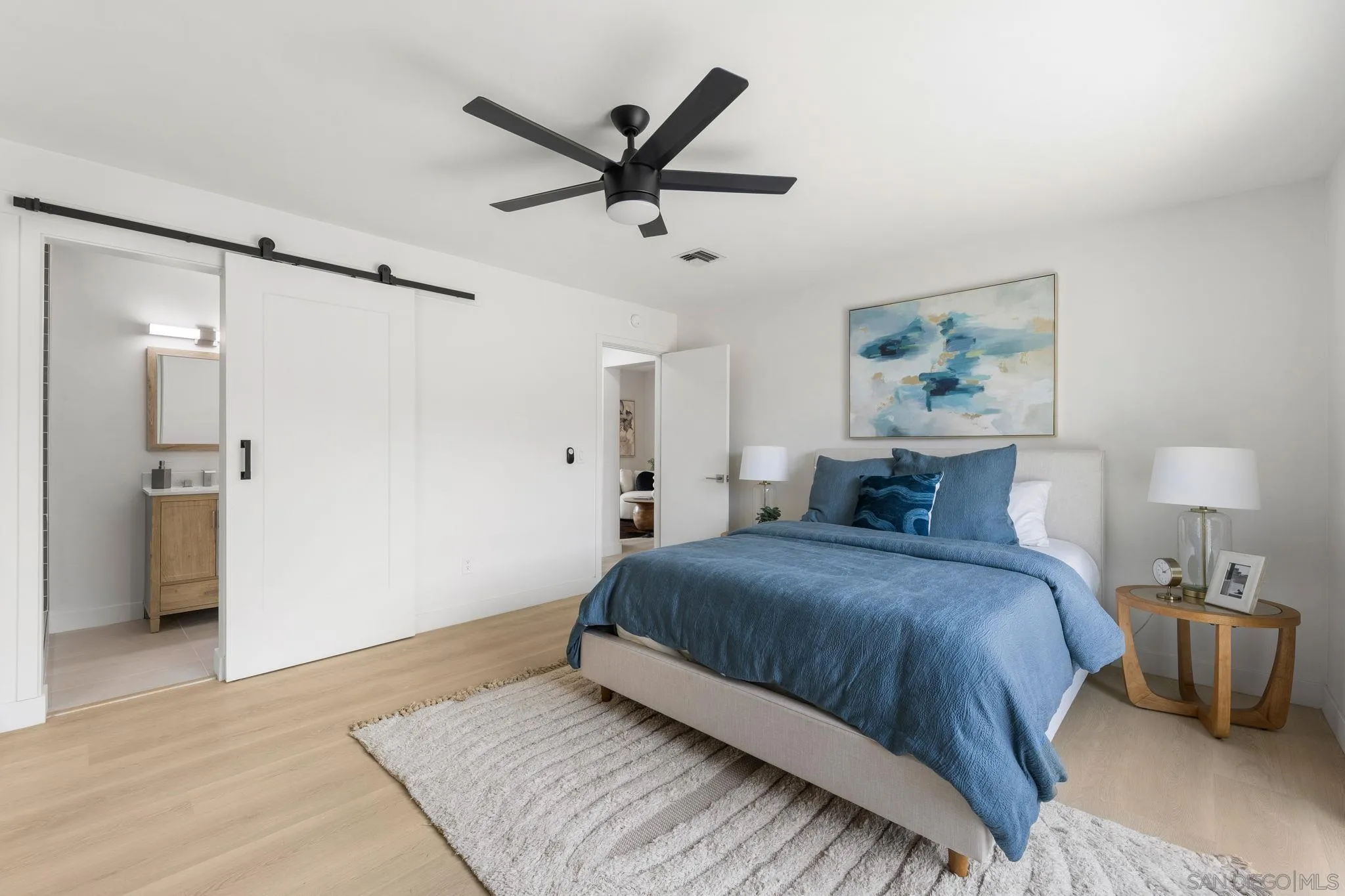 https://cdn.realtyfeed.com/cdn/127/260021169/d7633129d7eadd4fa85d55f602de539e.webp